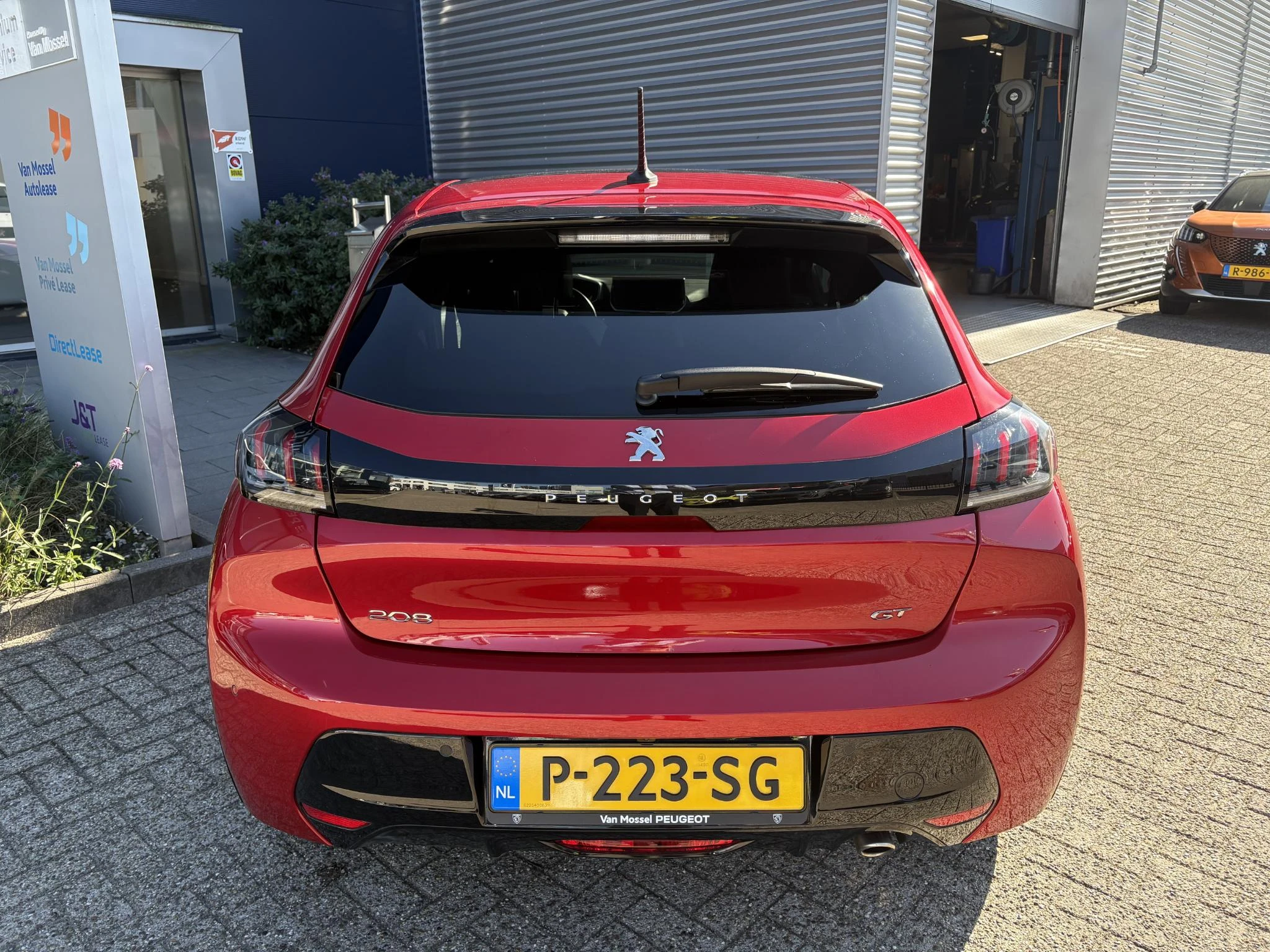 Peugeot-208-image-5