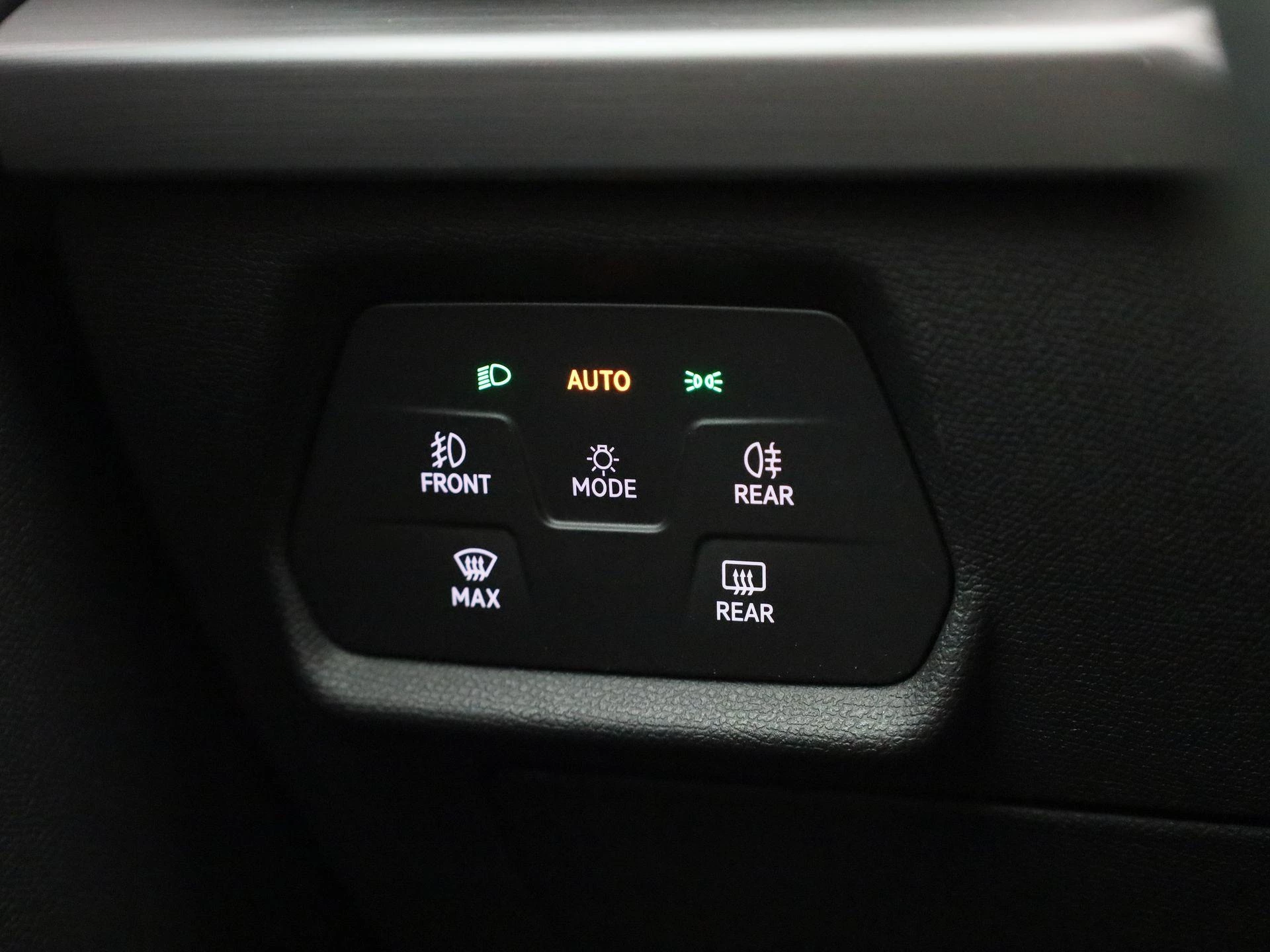 SEAT Leon Sportstourer 1.4 TSI eHybrid PHEV FR Business Intense