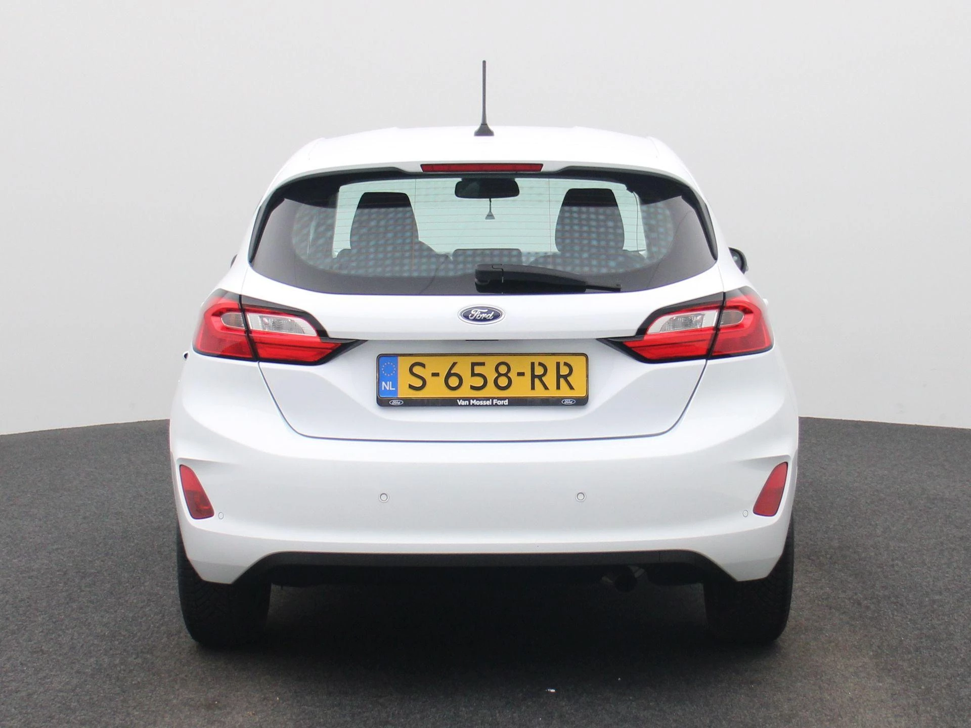 Ford-Fiesta-image-4