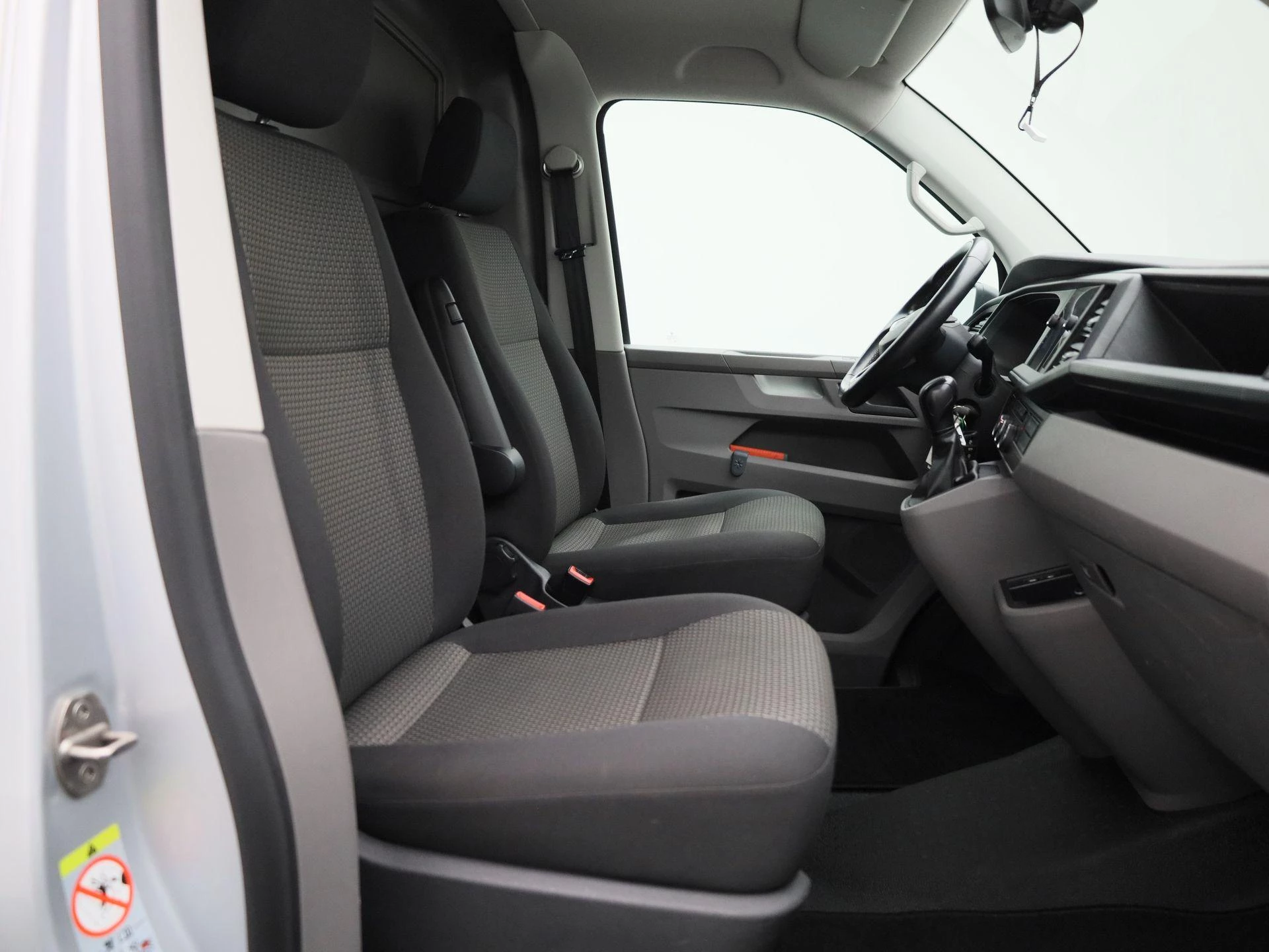 Volkswagen Transporter 2.0 TDI L1H1 150PK
