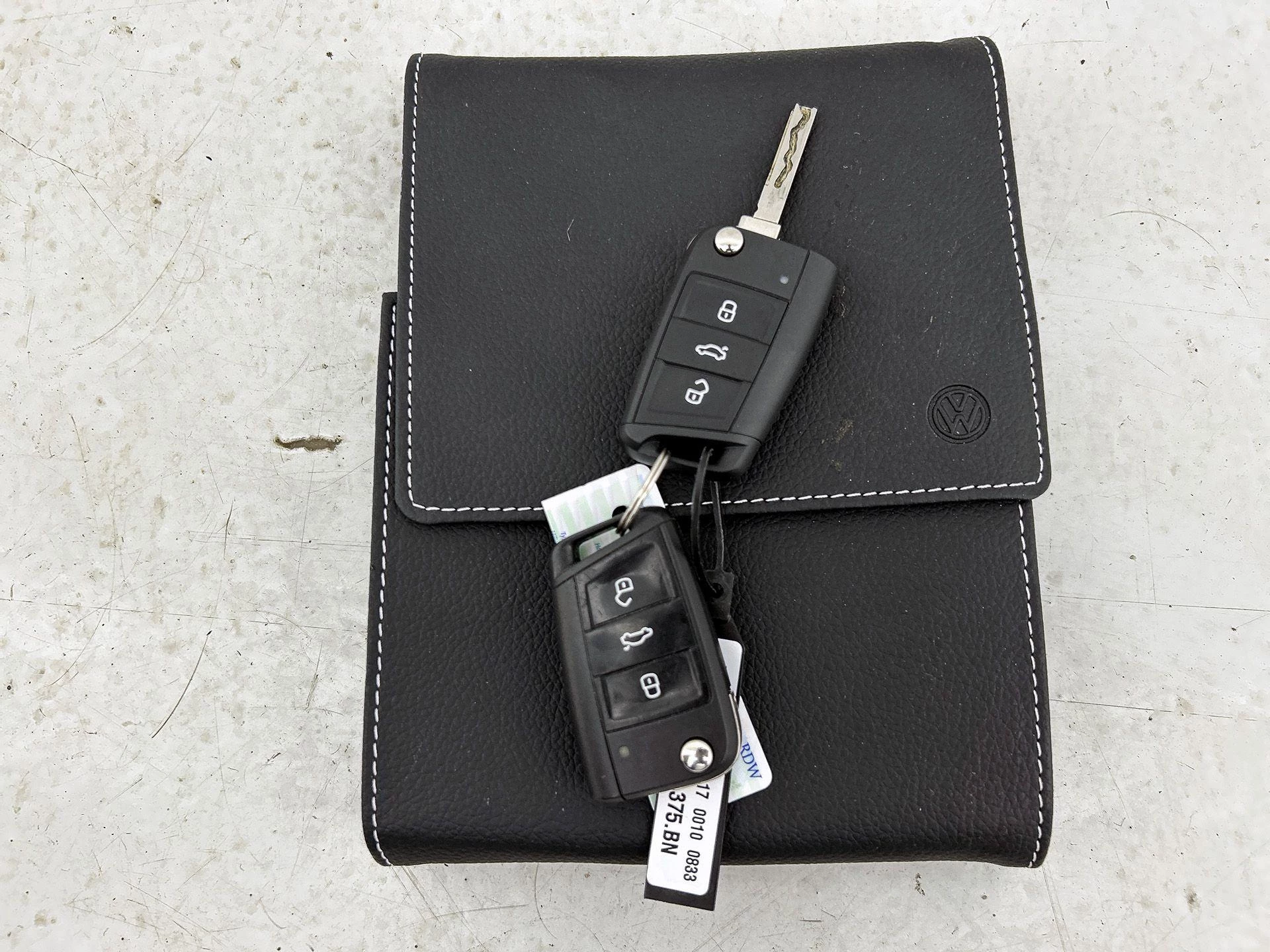 Volkswagen-Tiguan-image-28