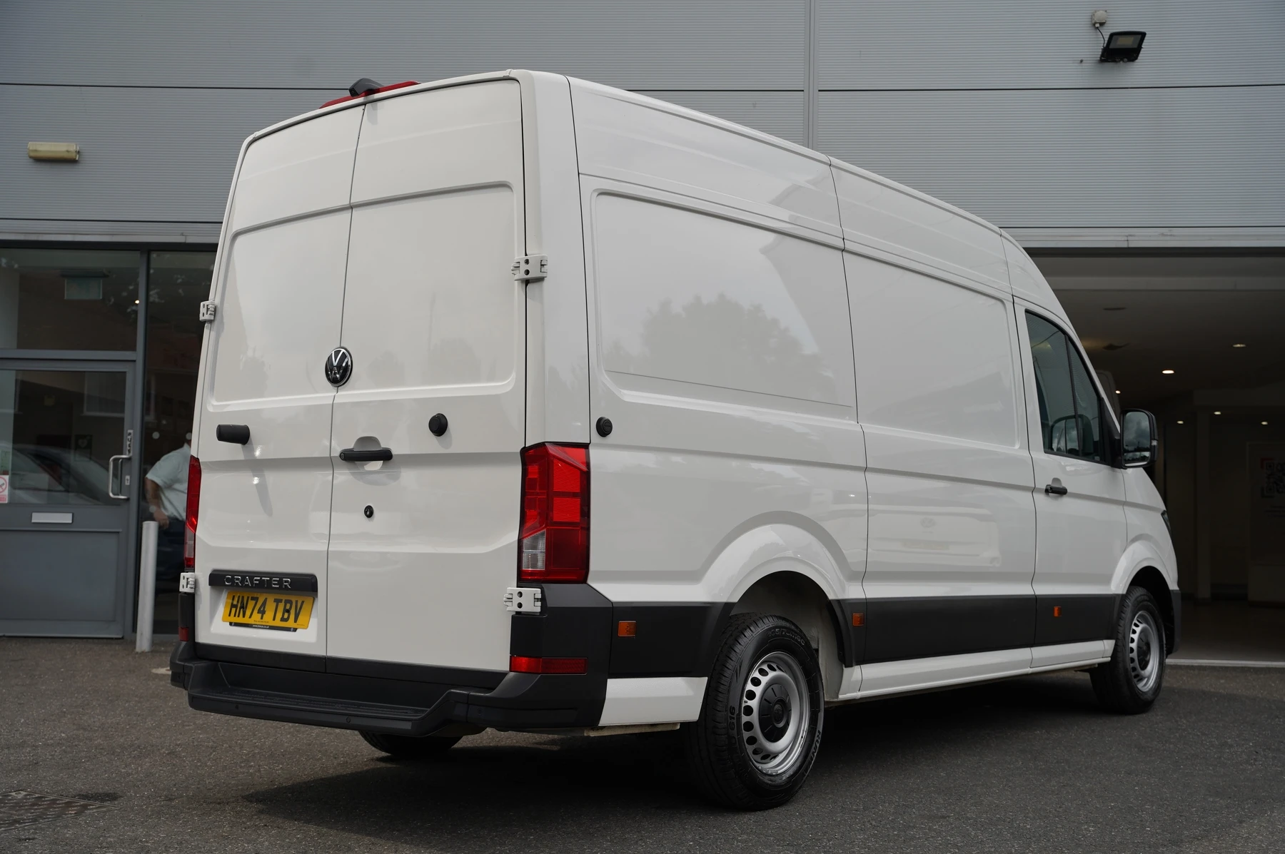 Volkswagen-Crafter-image-12