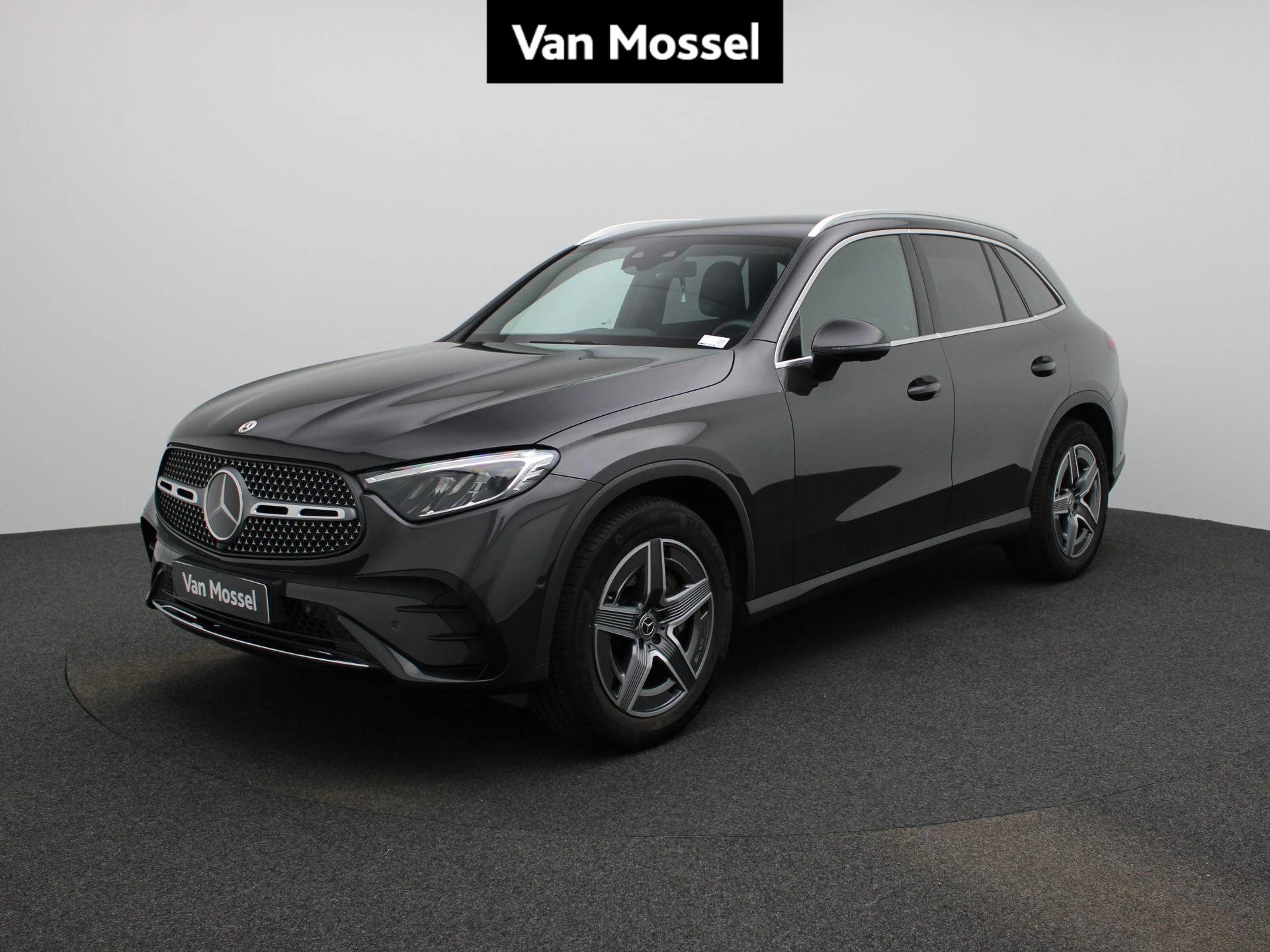 Mercedes-Benz-GLC-image-0