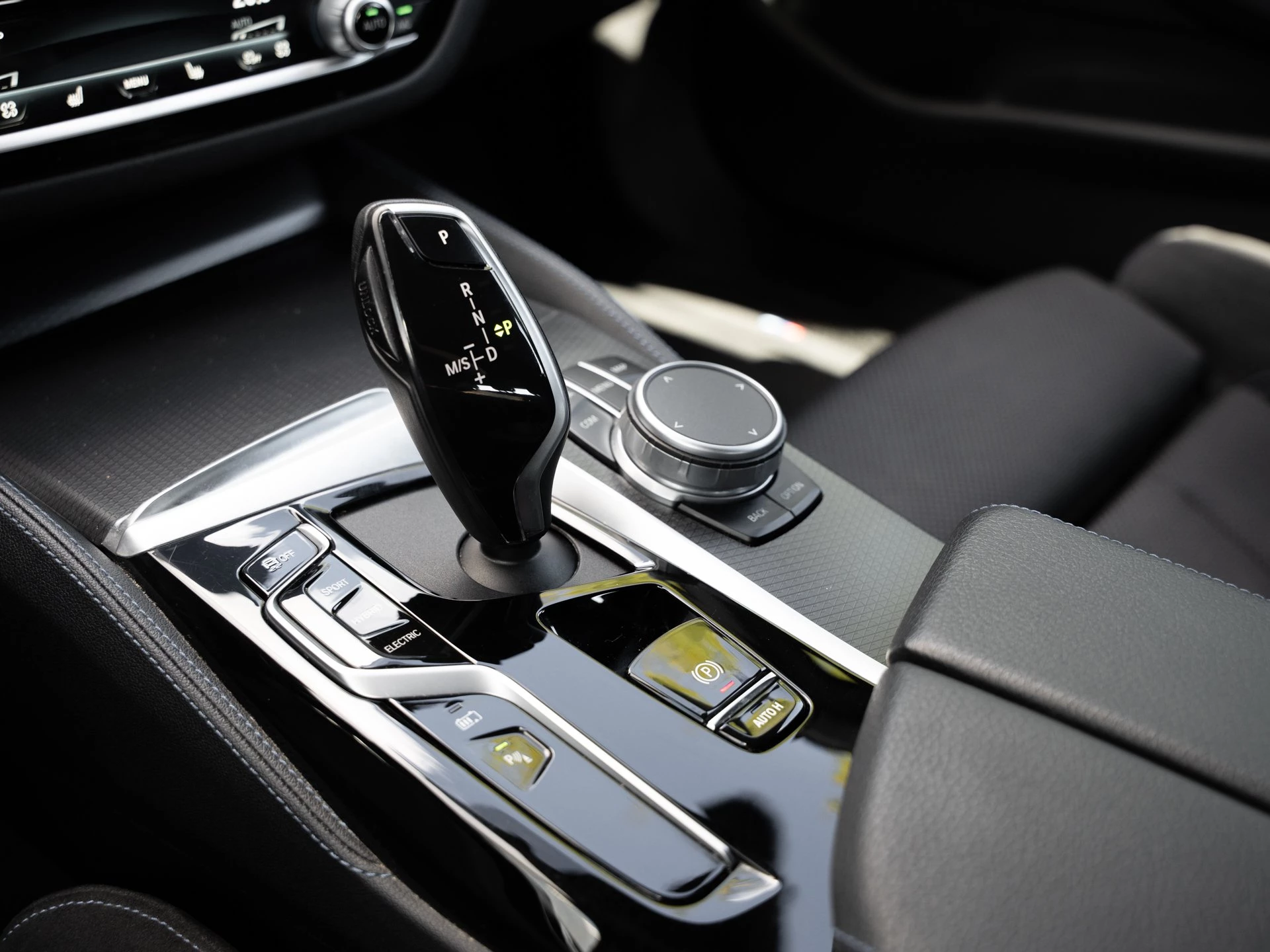 BMW-5er Reihe-image-18