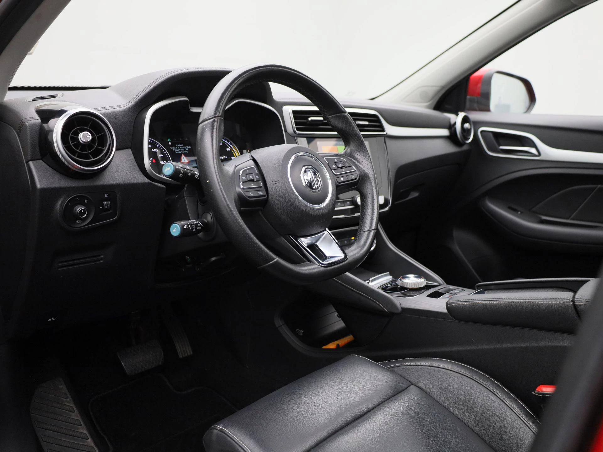 MG-ZS EV-image-30