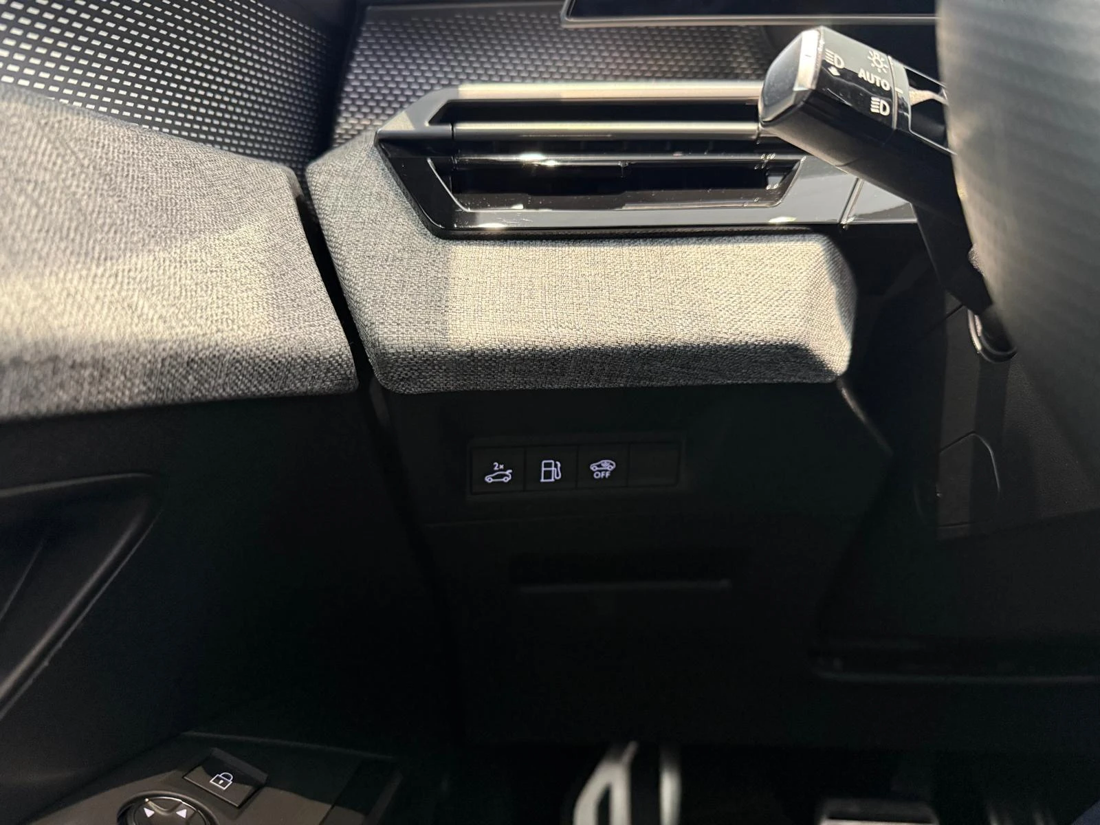 Peugeot-5008-image-24
