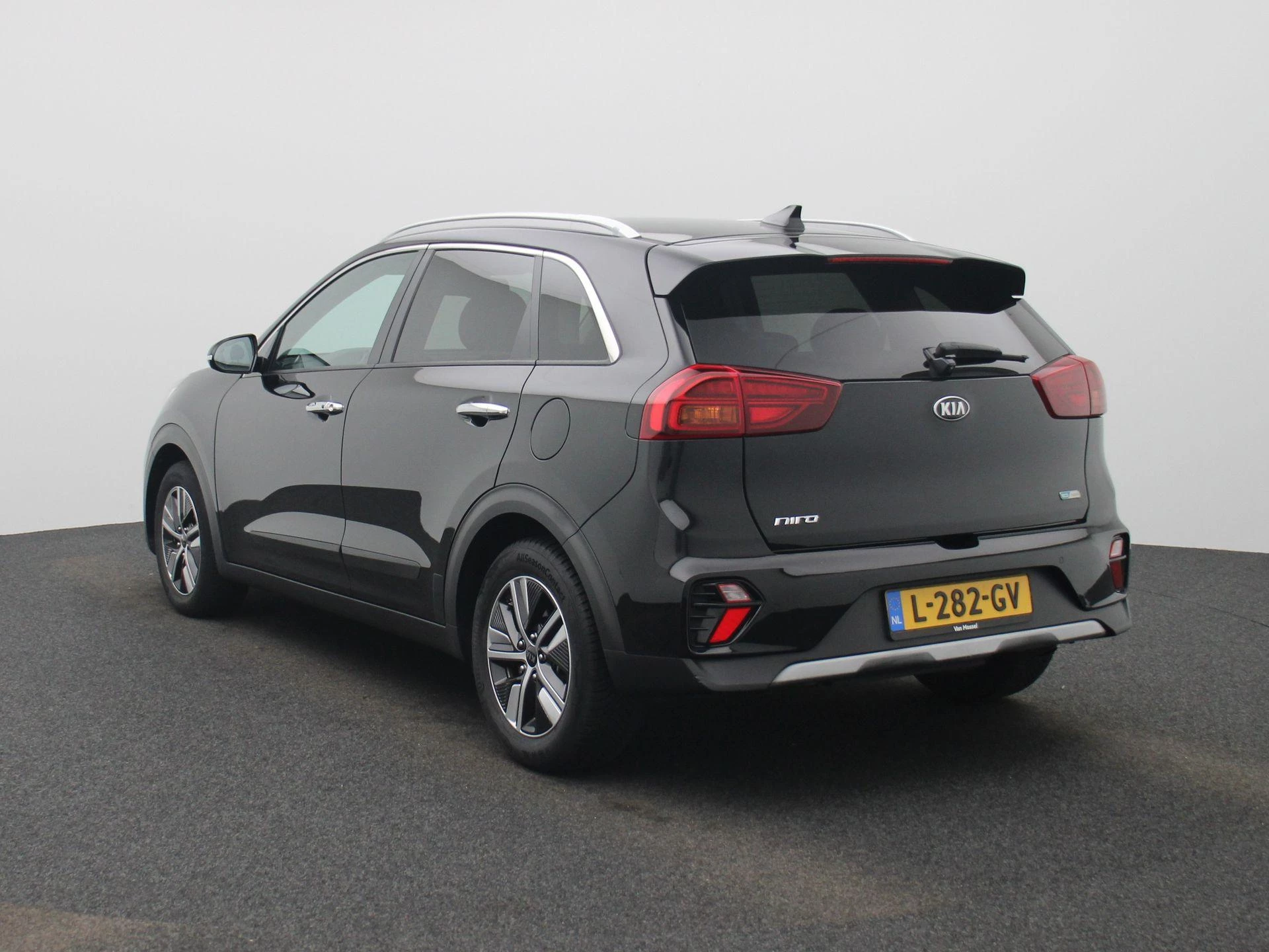 Kia-Niro-image-1