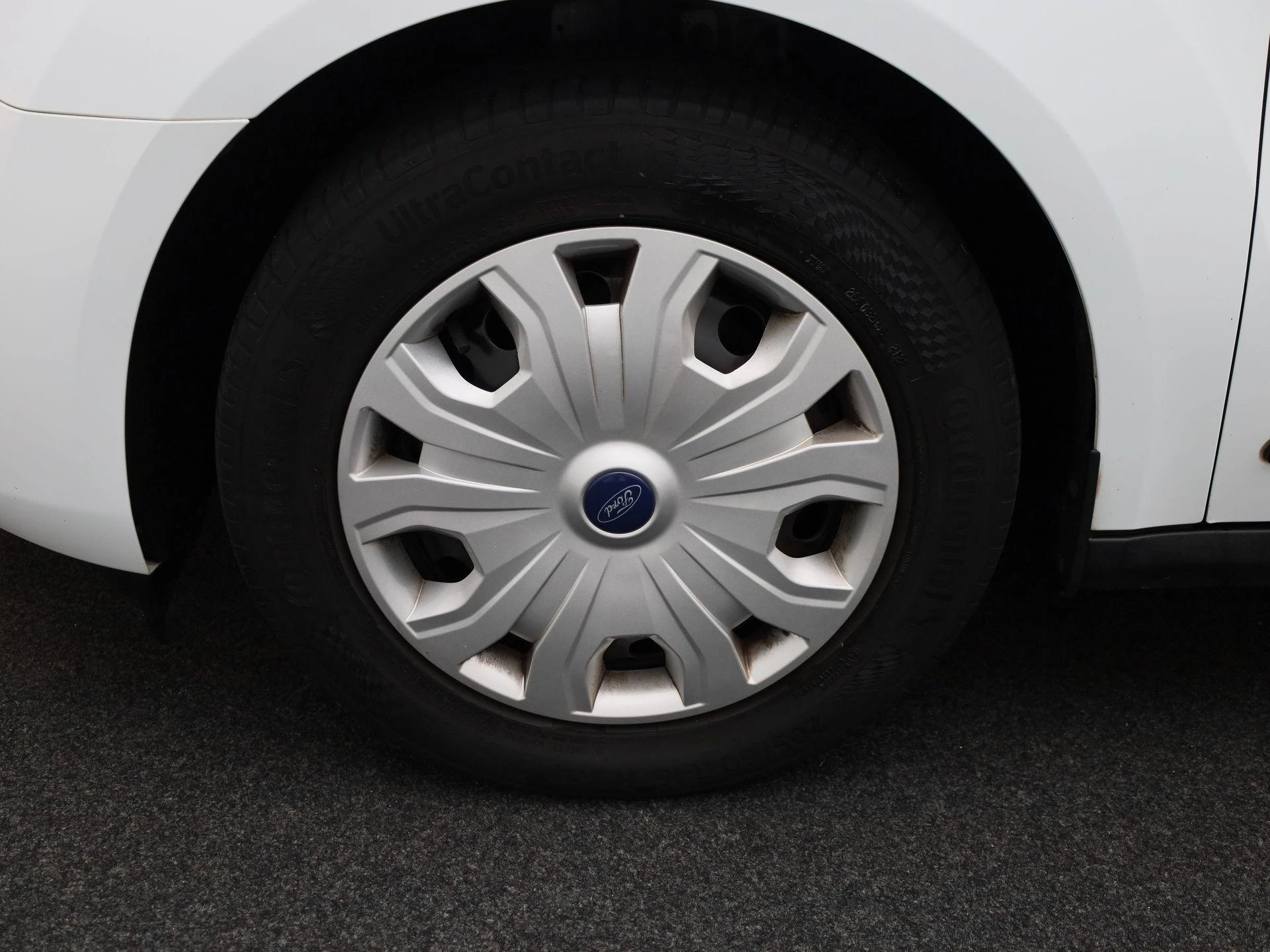 Ford-Transit Connect-image-13
