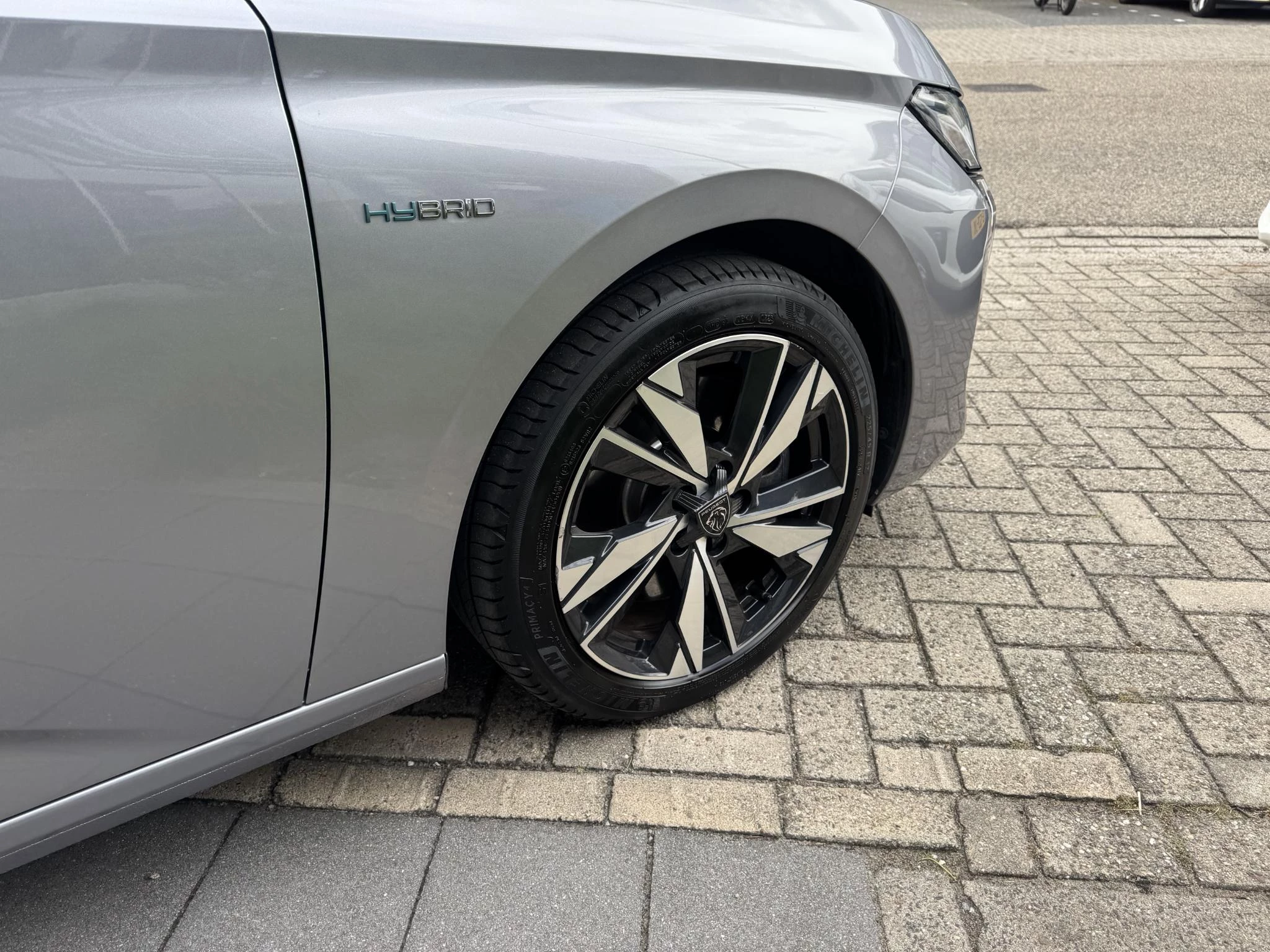 Peugeot-308-image-13