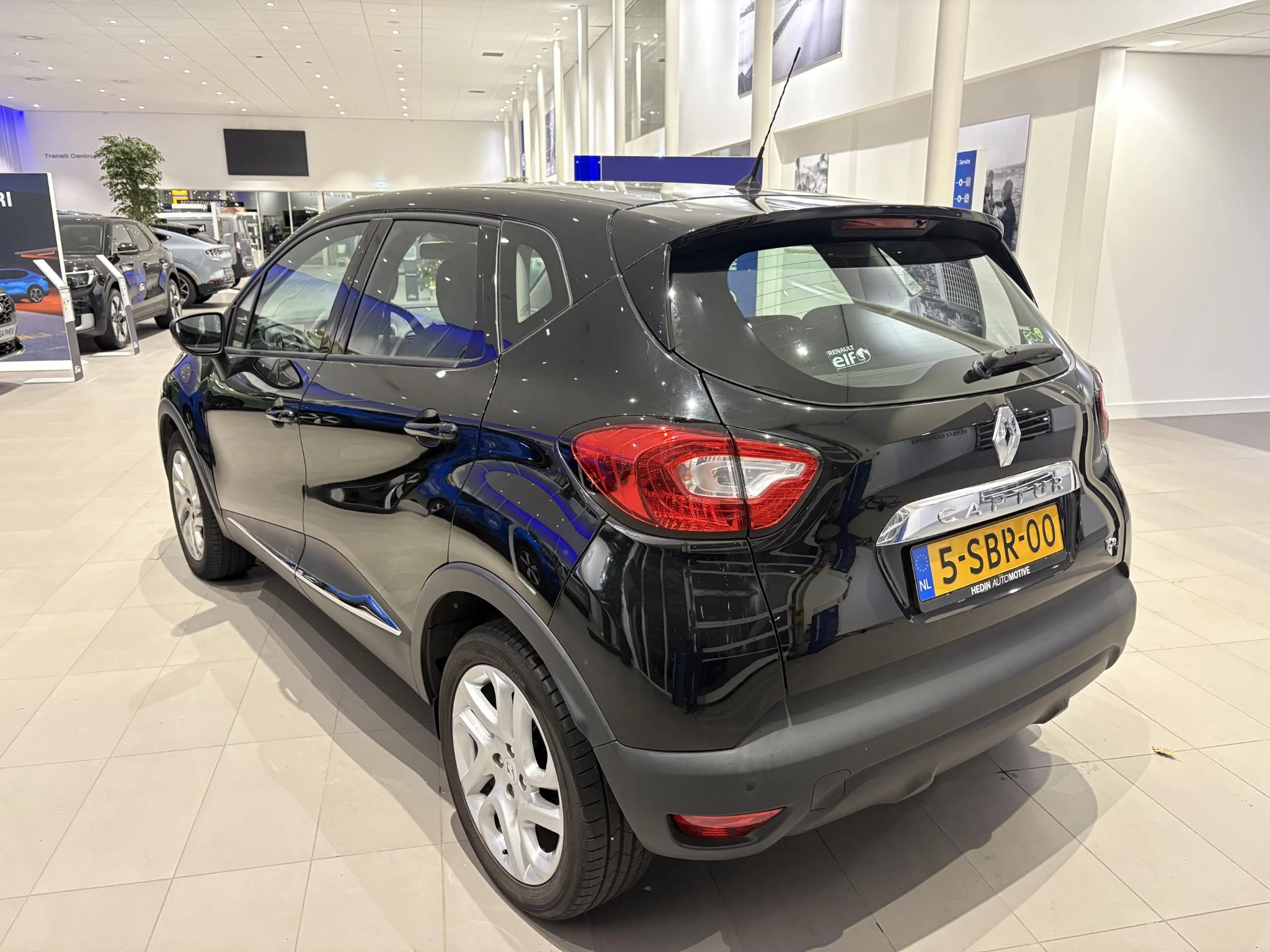 Renault-Captur-image-2