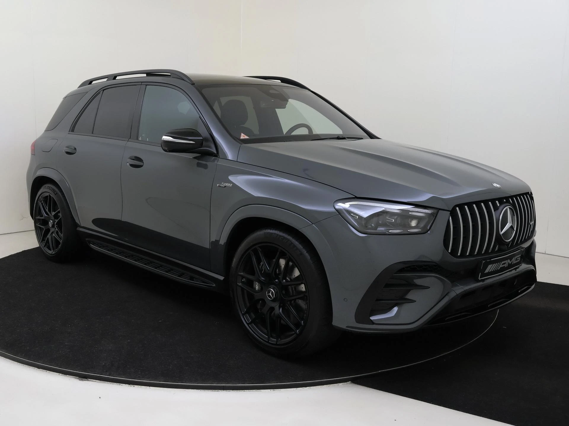 Mercedes-Benz-GLE-image-4