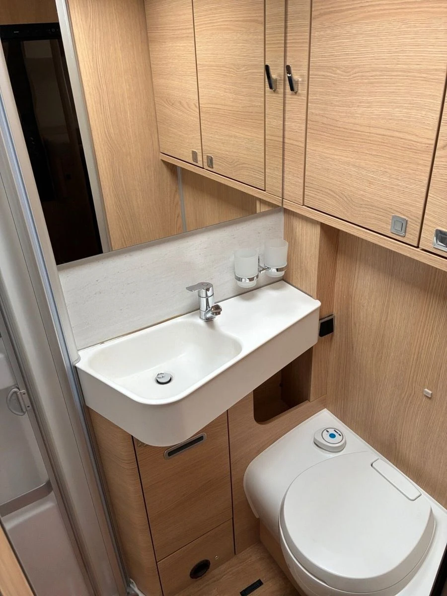 Hymer--image-13