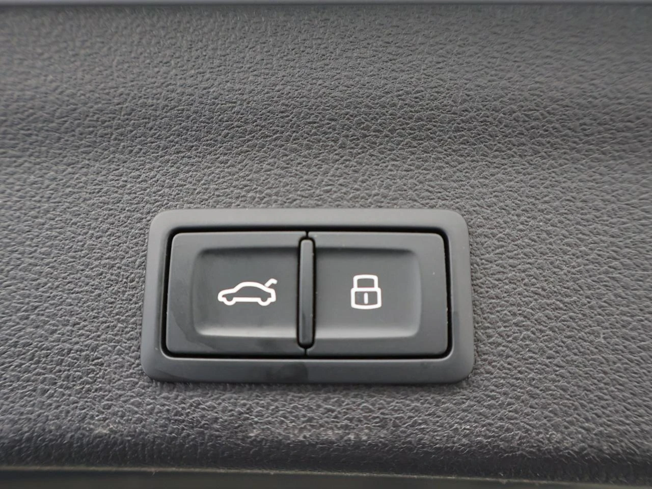 Audi-A6-image-9
