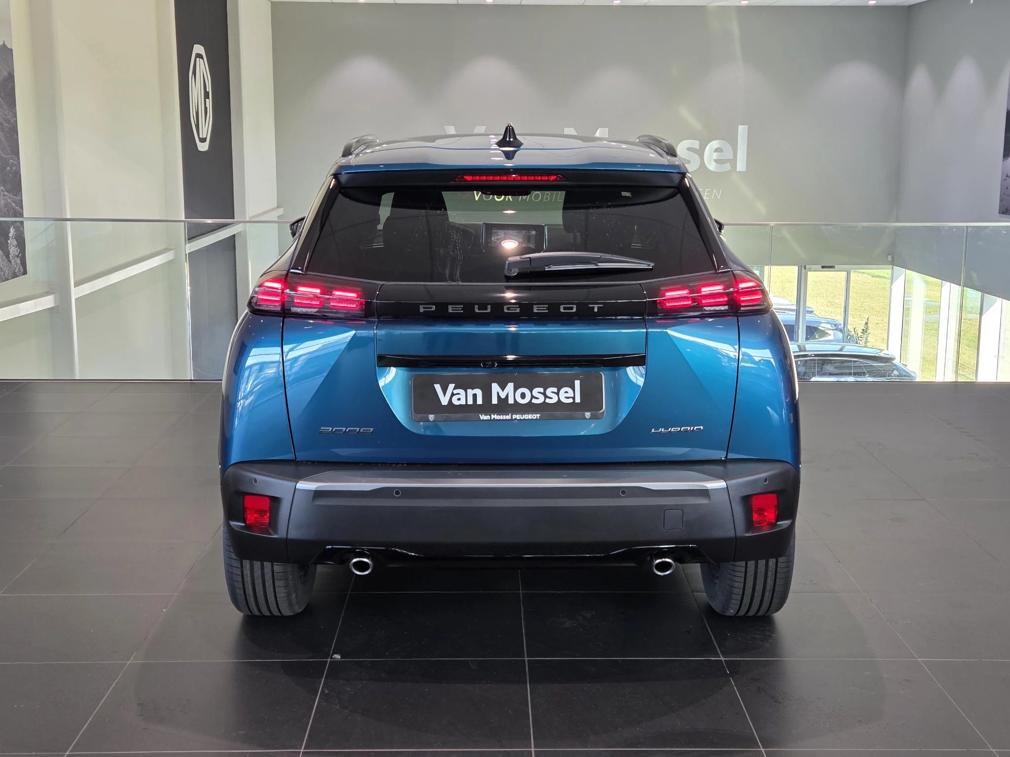 Peugeot 2008 1.2 Hybrid 136 Allure