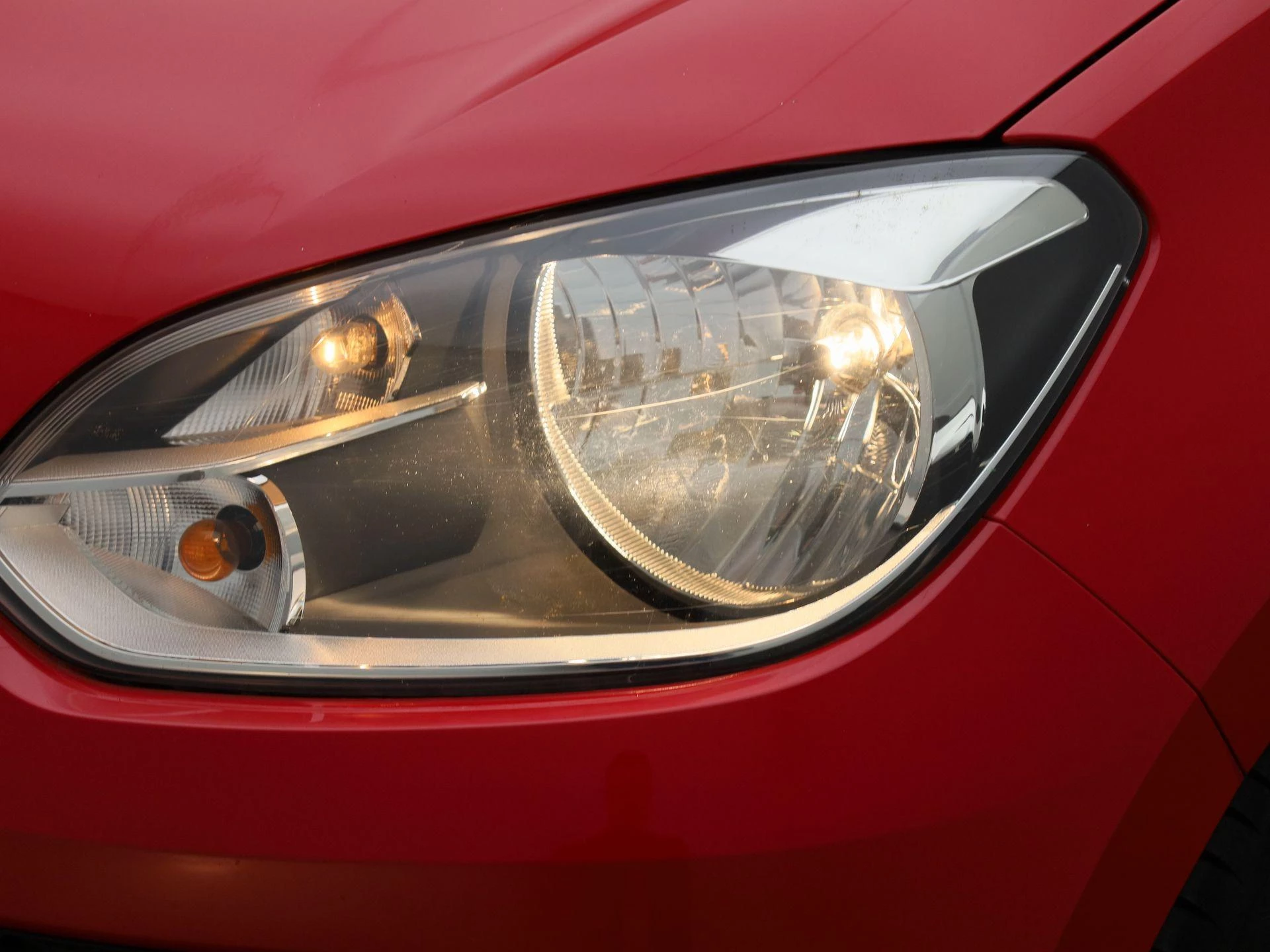 Volkswagen-up!-image-12