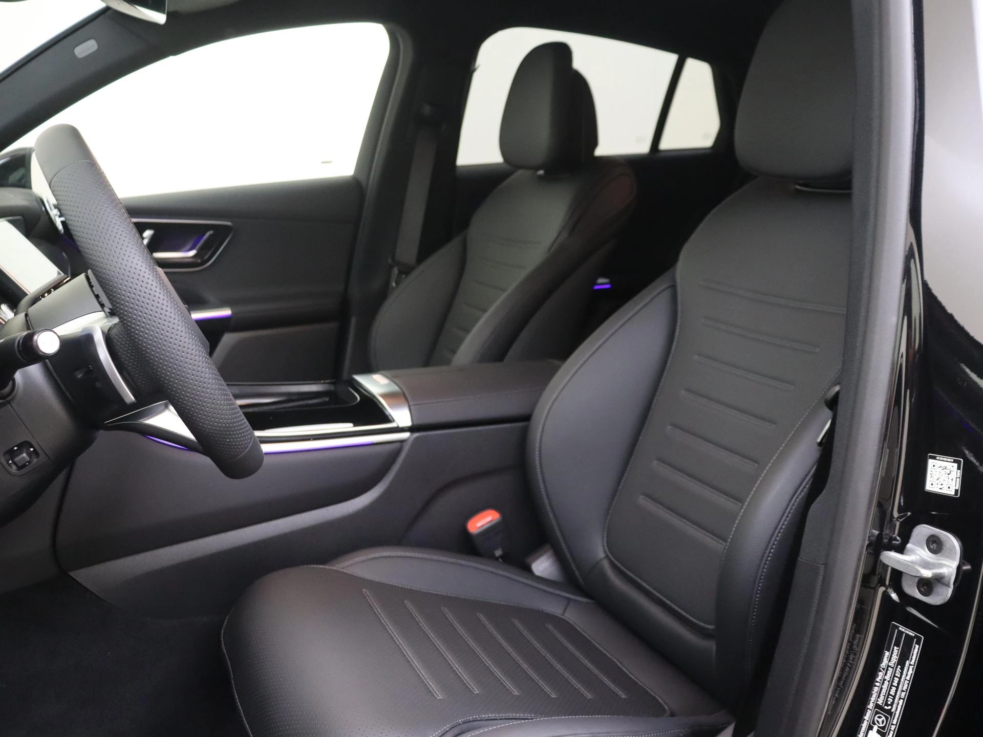 Mercedes-Benz-GLC-image-13