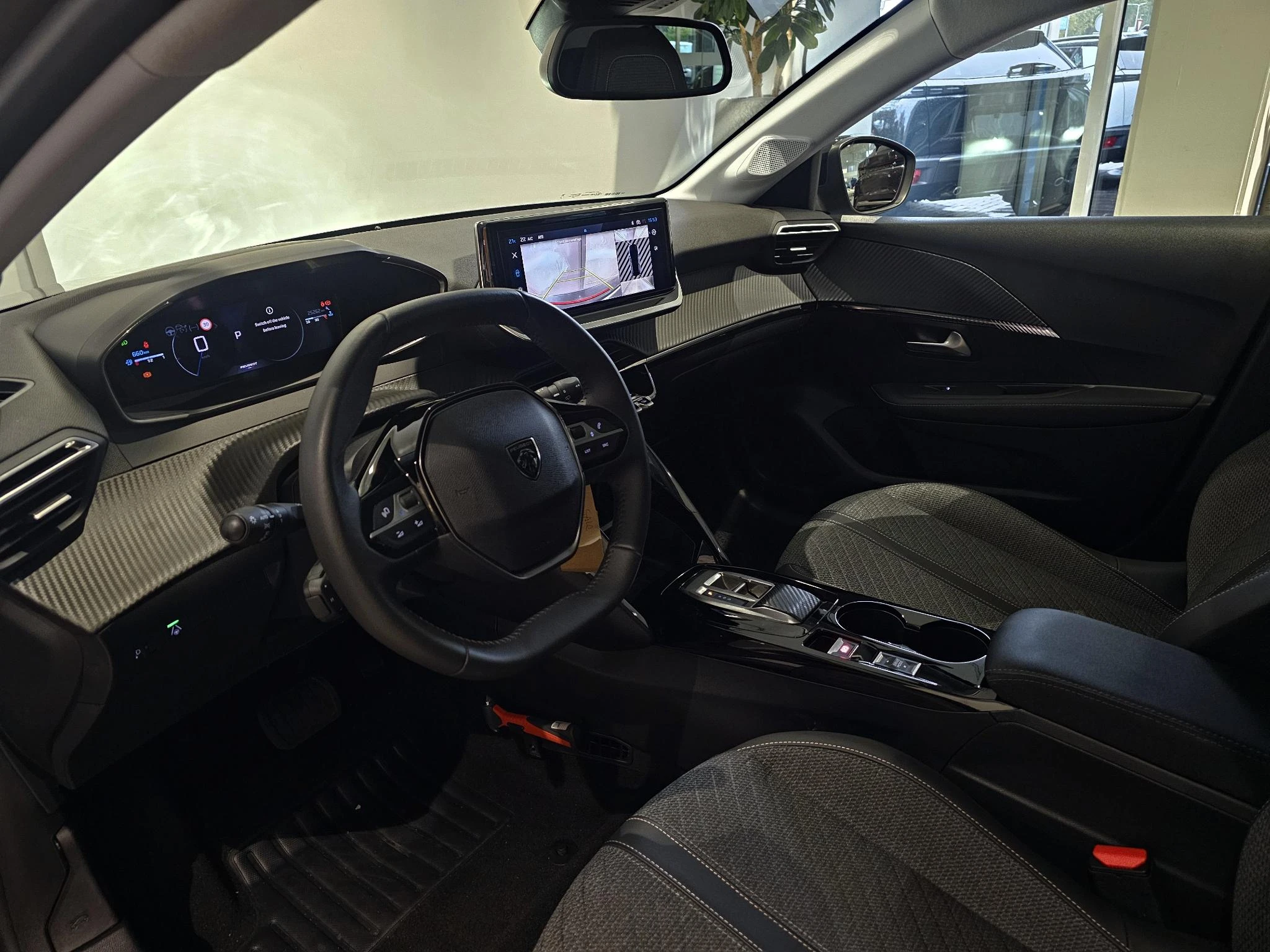 Peugeot-208-image-10