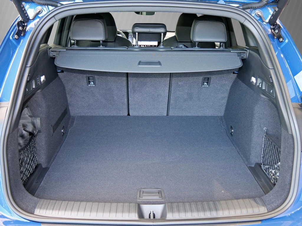 Audi-Q6 e-tron-image-5