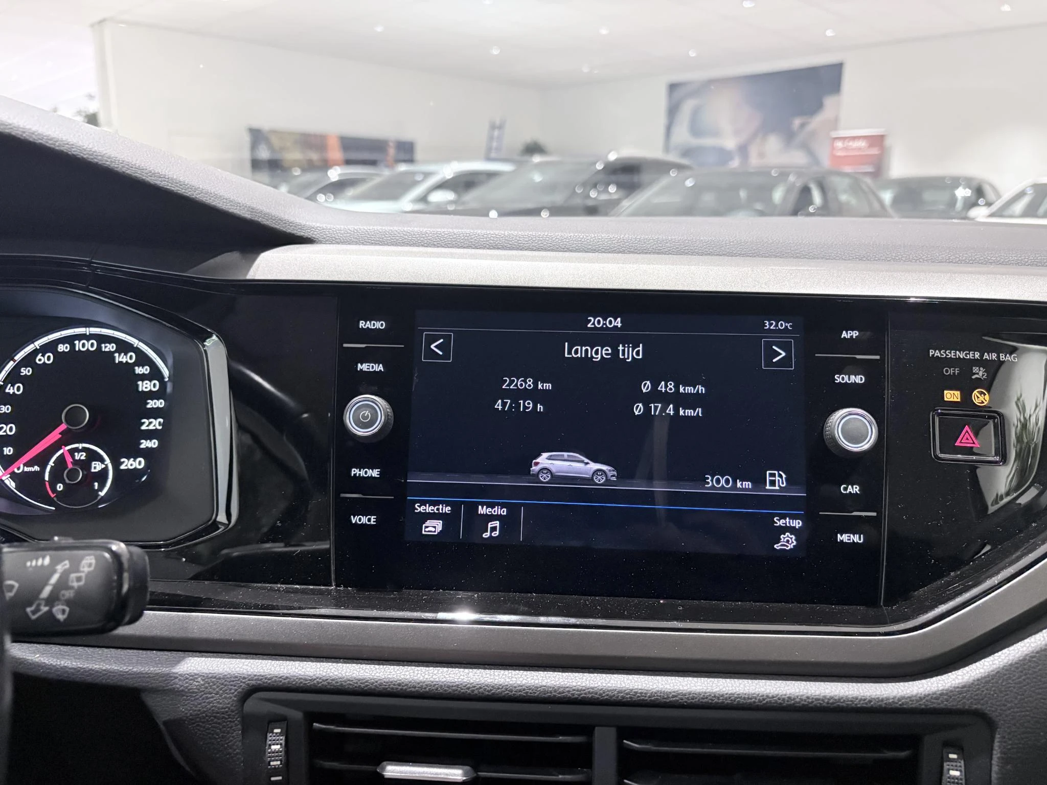 Volkswagen-Polo-image-20
