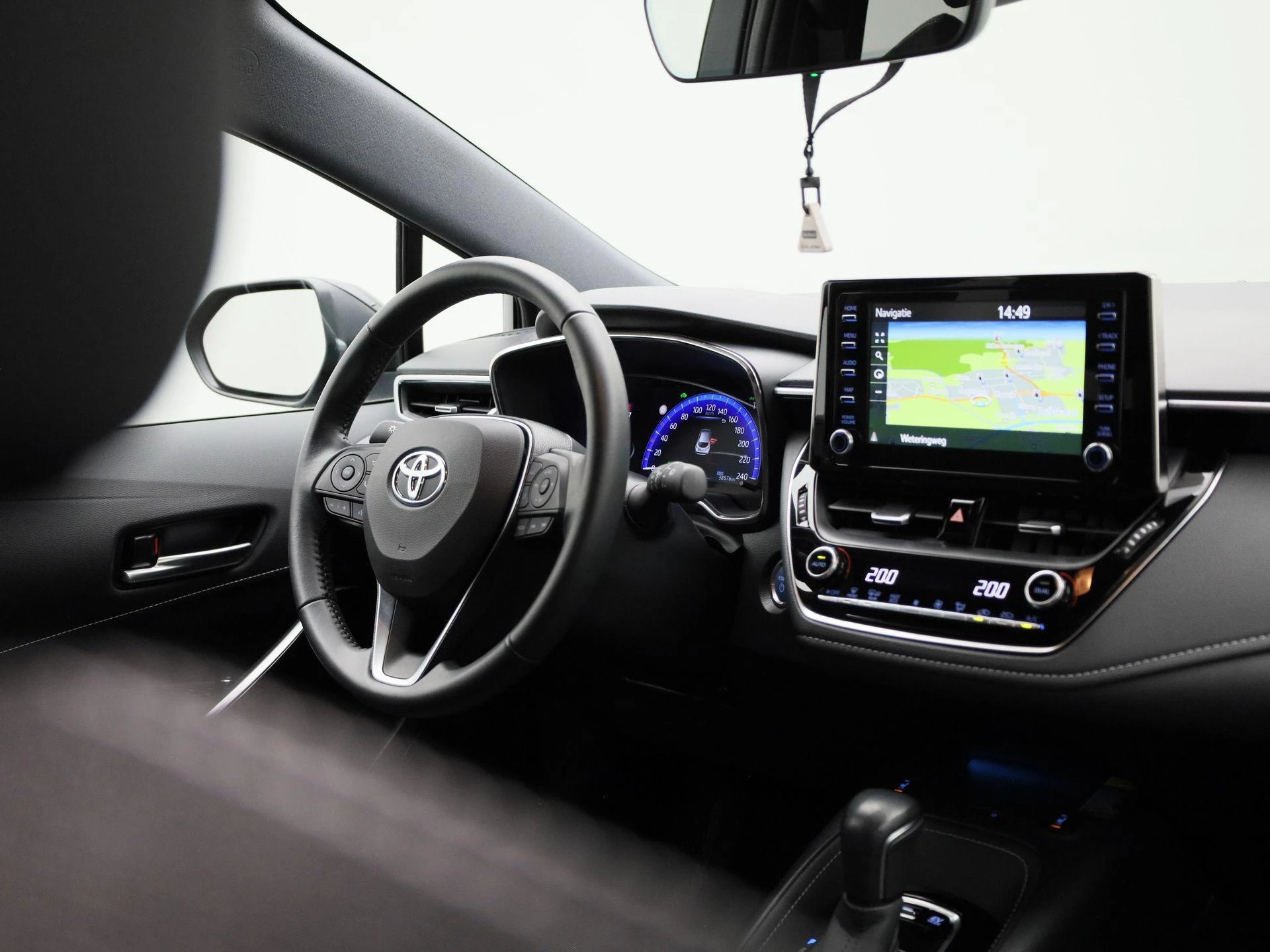 Toyota Corolla 1.8 Hybrid Business Plus