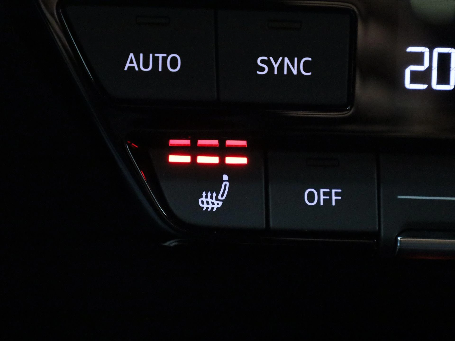 Audi-Q4 e-tron-image-24