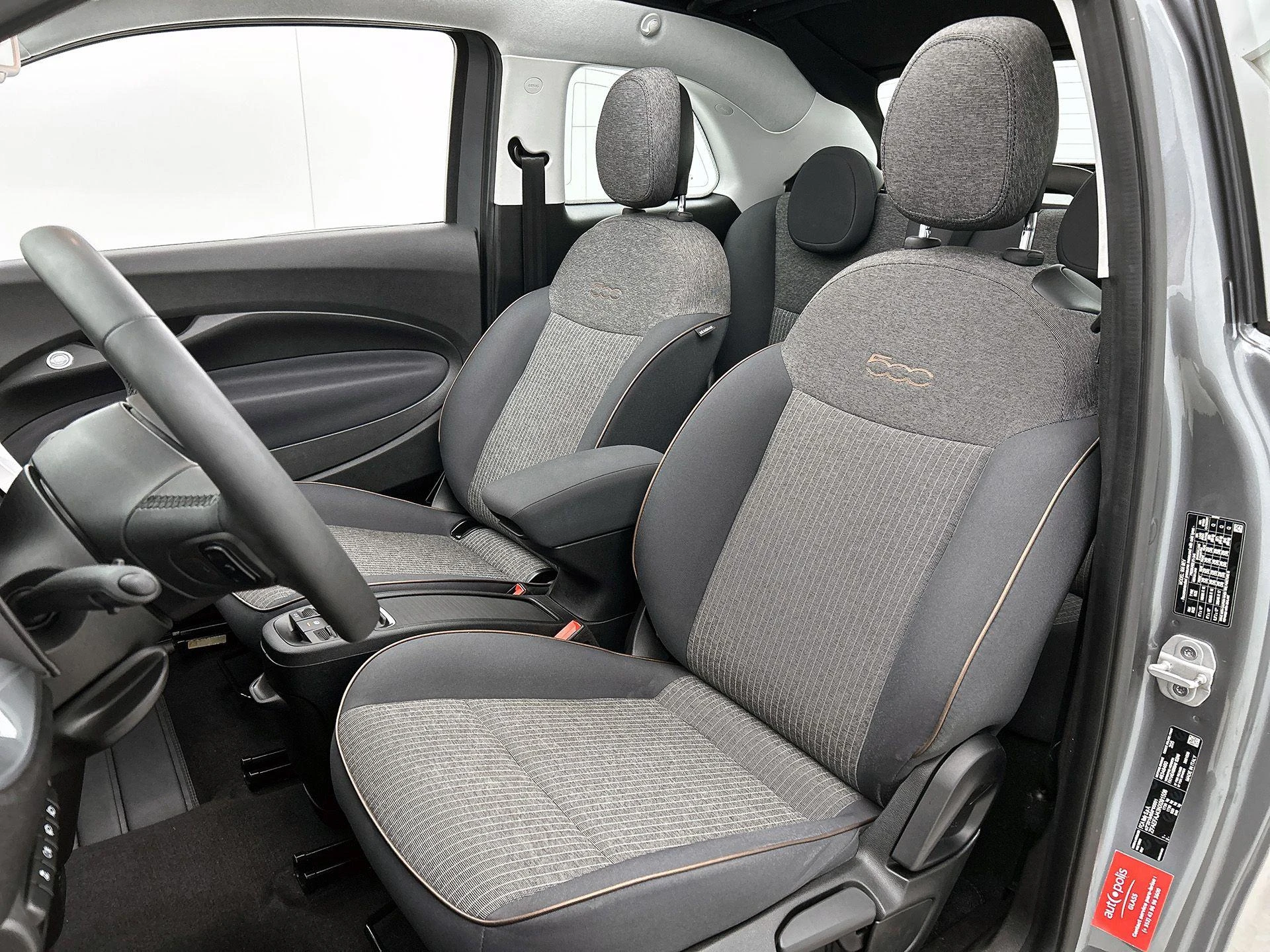 Fiat-500C-image-39