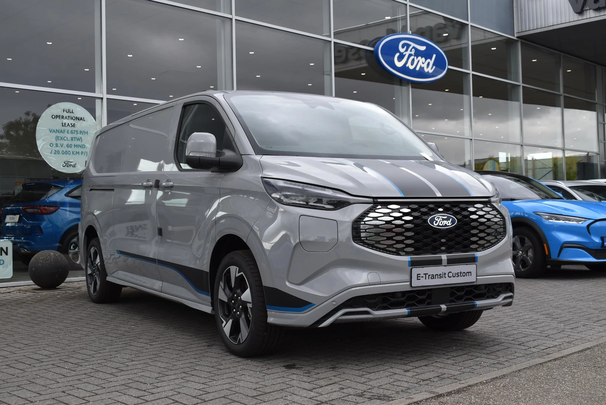 Ford-E-Transit-image-2