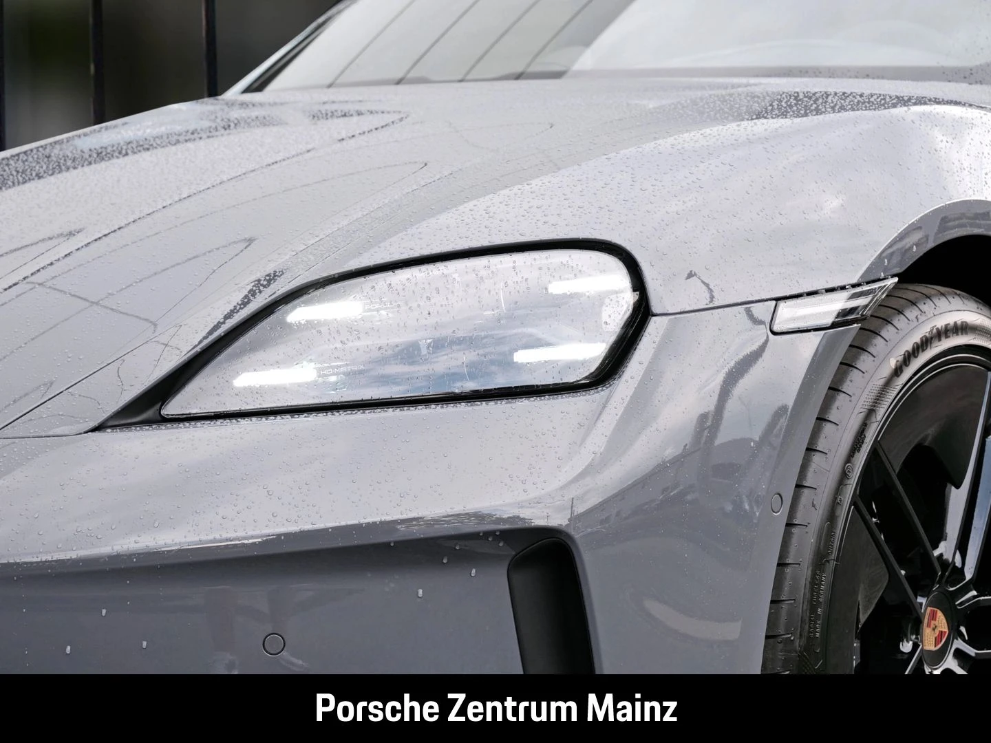 Porsche-Taycan-image-11