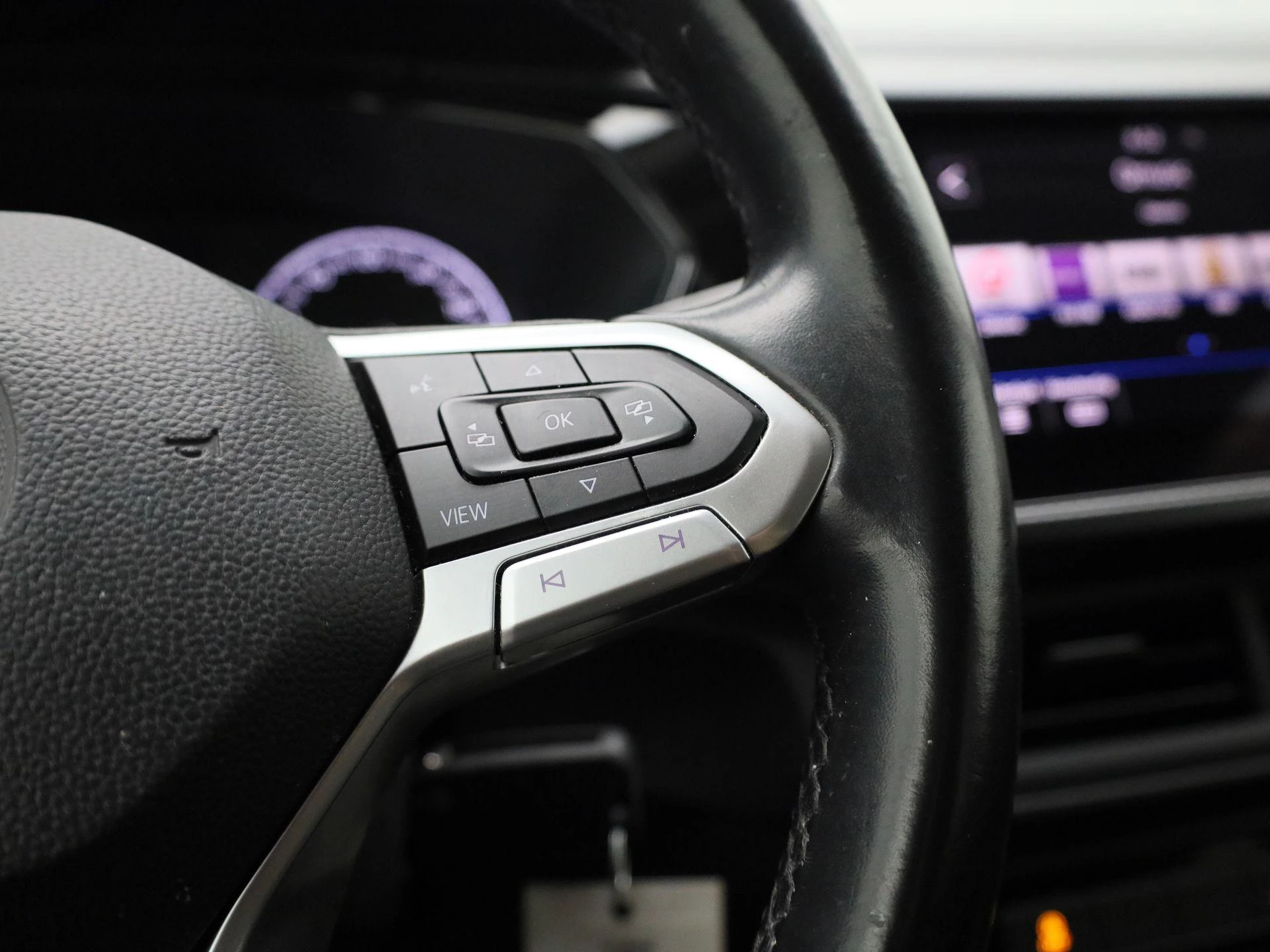 Volkswagen-T-Cross-image-19