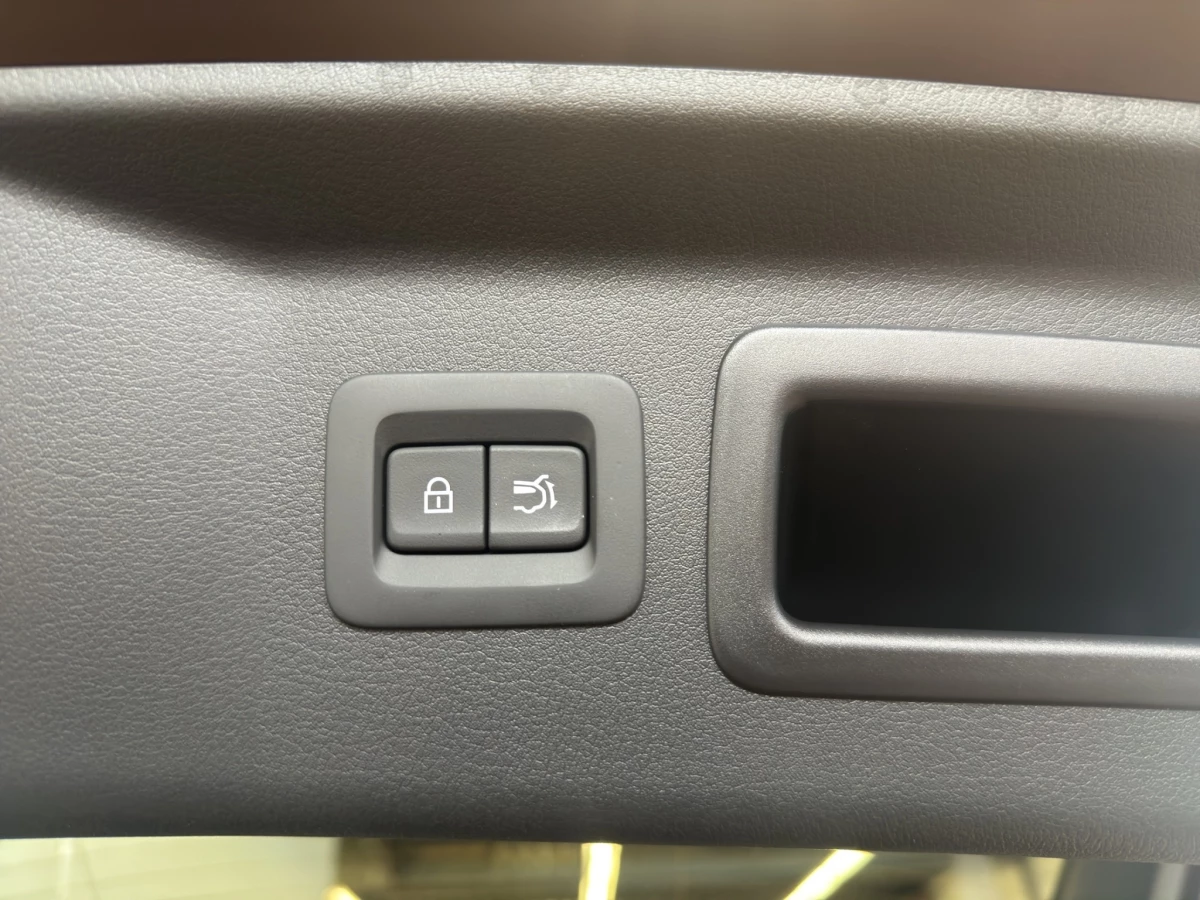 Mazda-CX-80-image-22