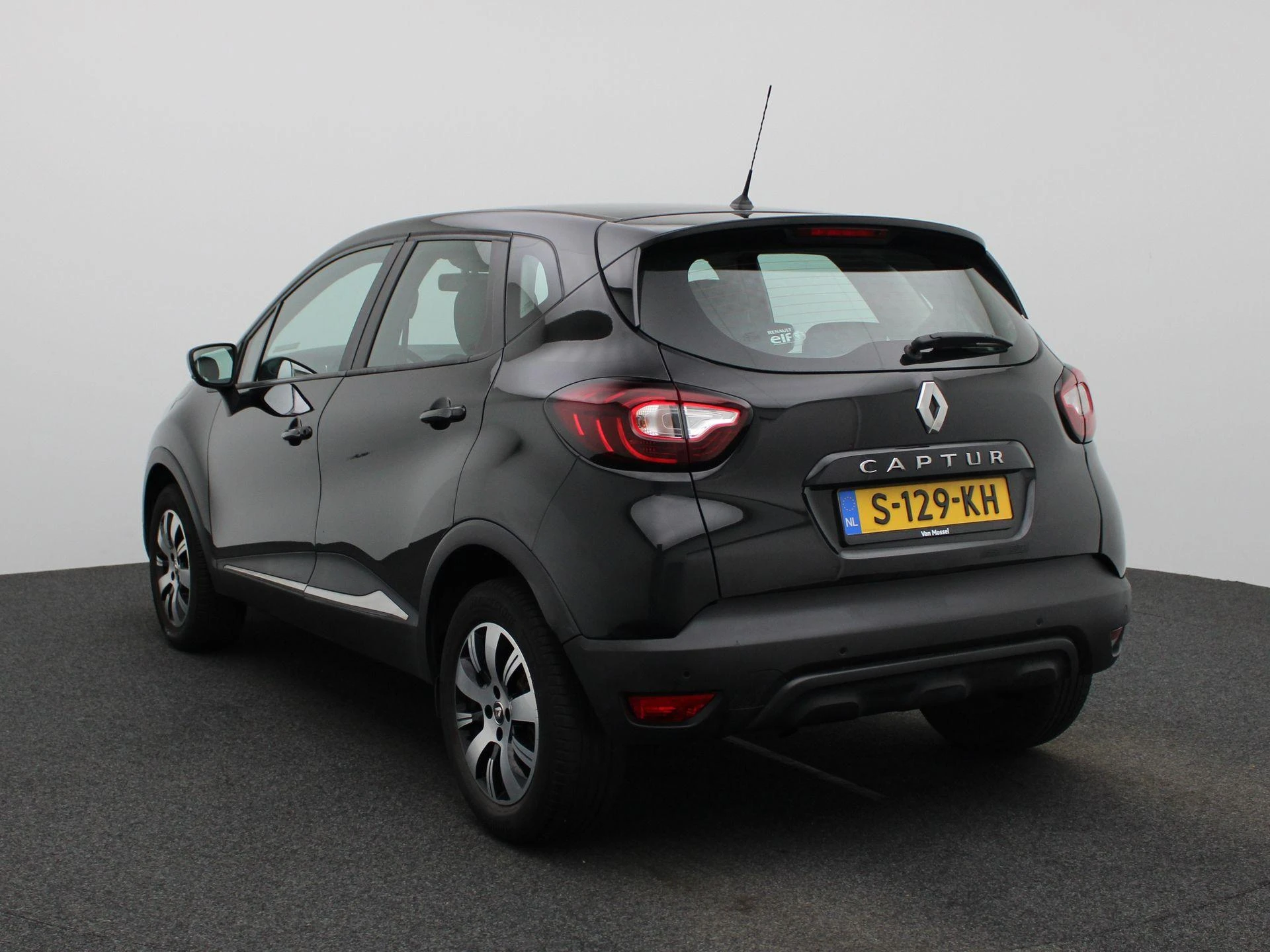 Renault-Captur-image-1