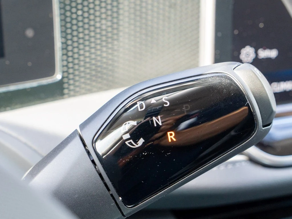 Volkswagen-Passat-image-17