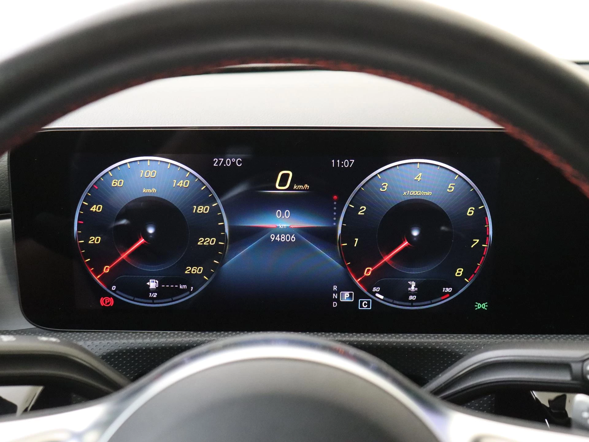 Mercedes-Benz-CLA-image-11