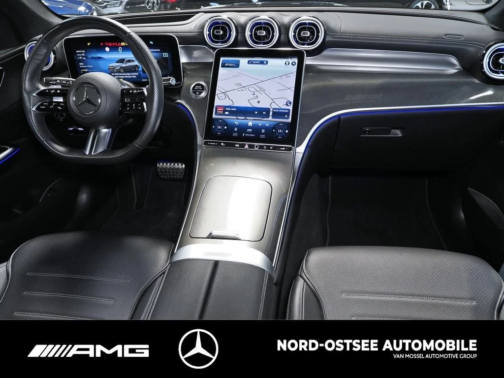 Mercedes-Benz GLC 300 d 4M AMG 360 ACC AHK HUD TEMPOMAT PDC AMG Line