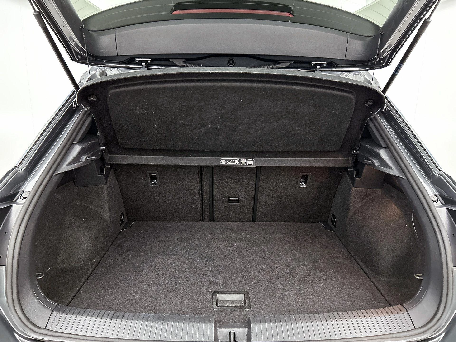 Volkswagen T-Roc 2.0 TSI 4Motion R | 301 PK |