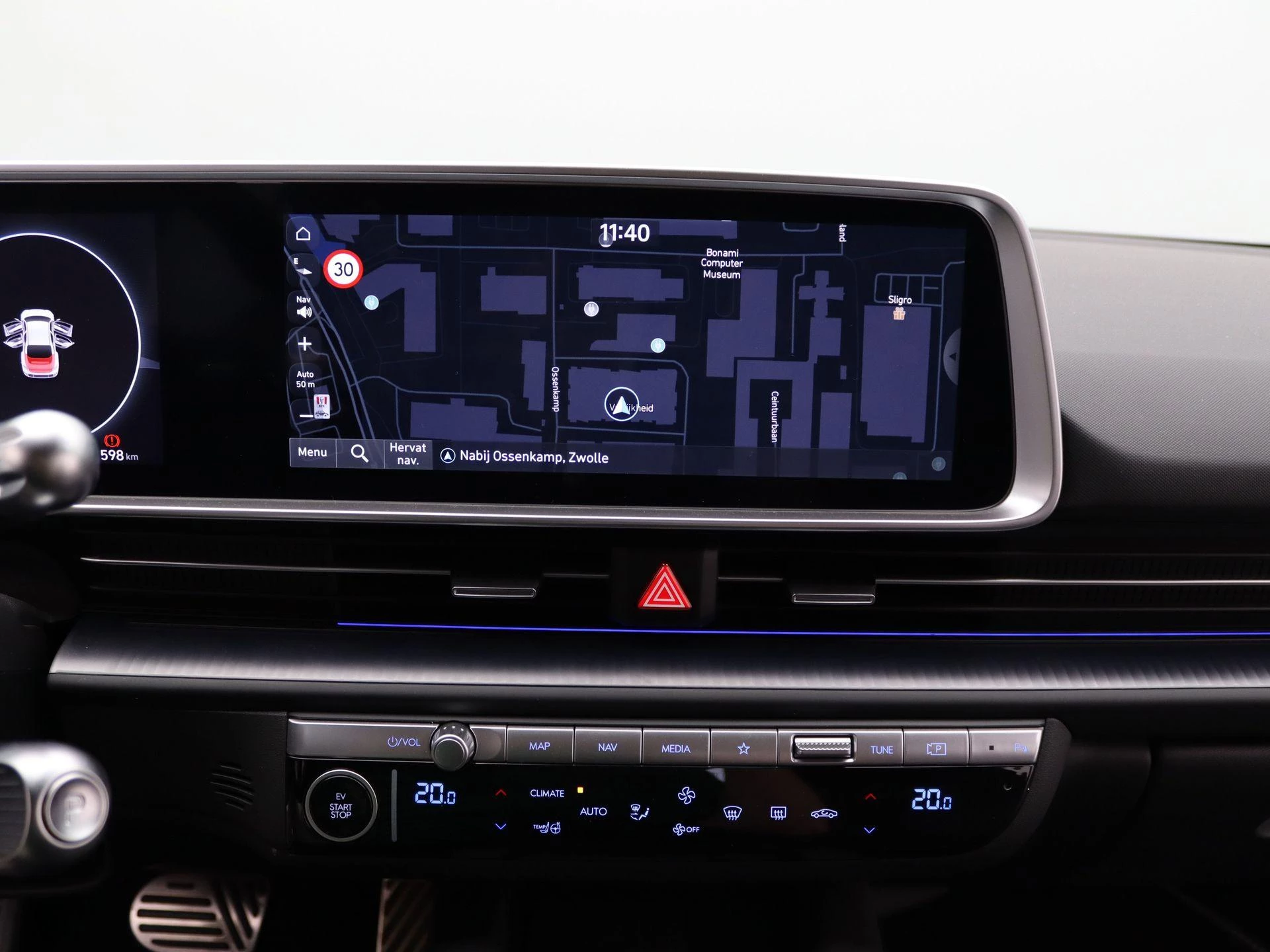 Hyundai-IONIQ 6-image-8