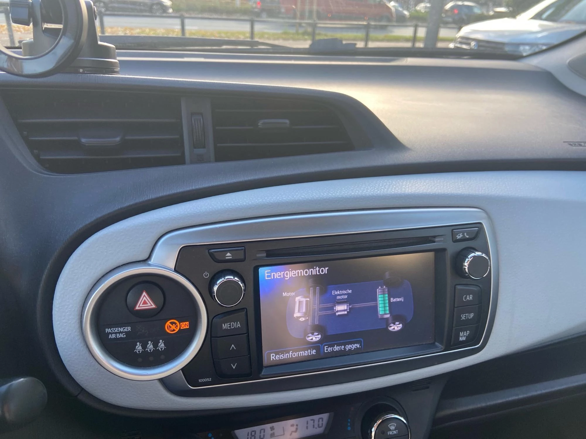 Toyota-Yaris-image-13