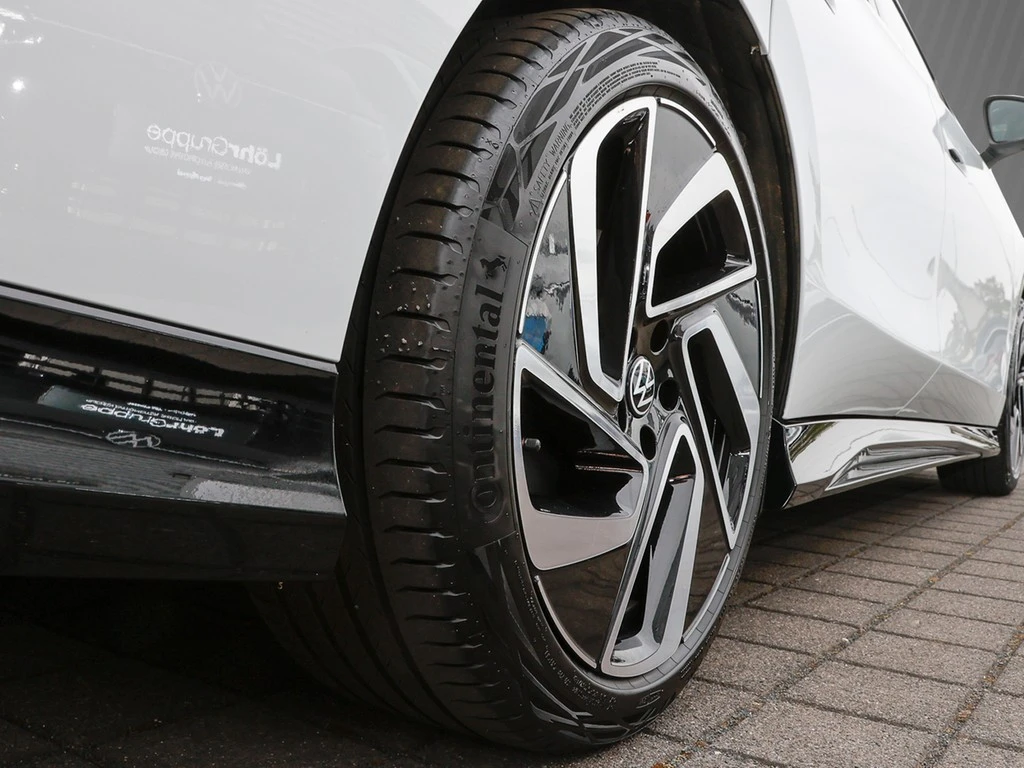 Volkswagen-ID.7-image-4