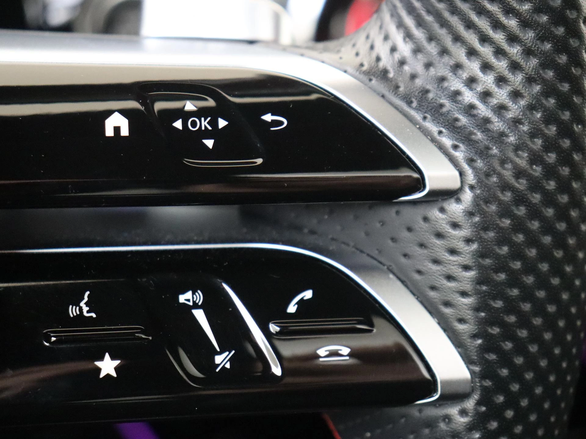 Mercedes-Benz-B-Klasse-image-16