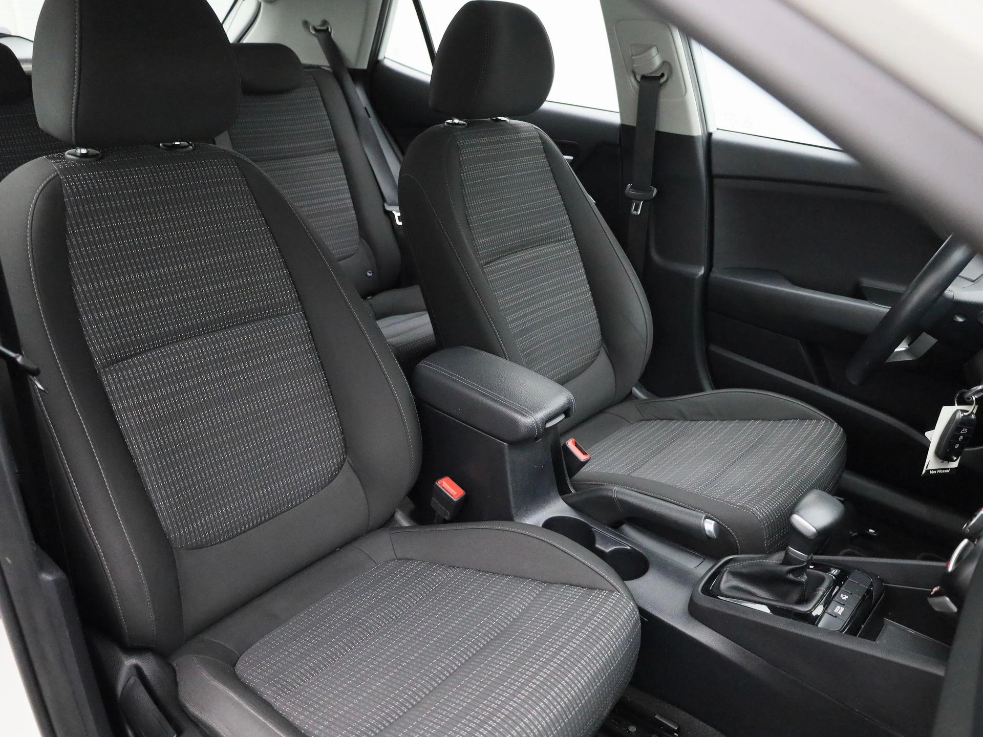 Kia-Stonic-image-31