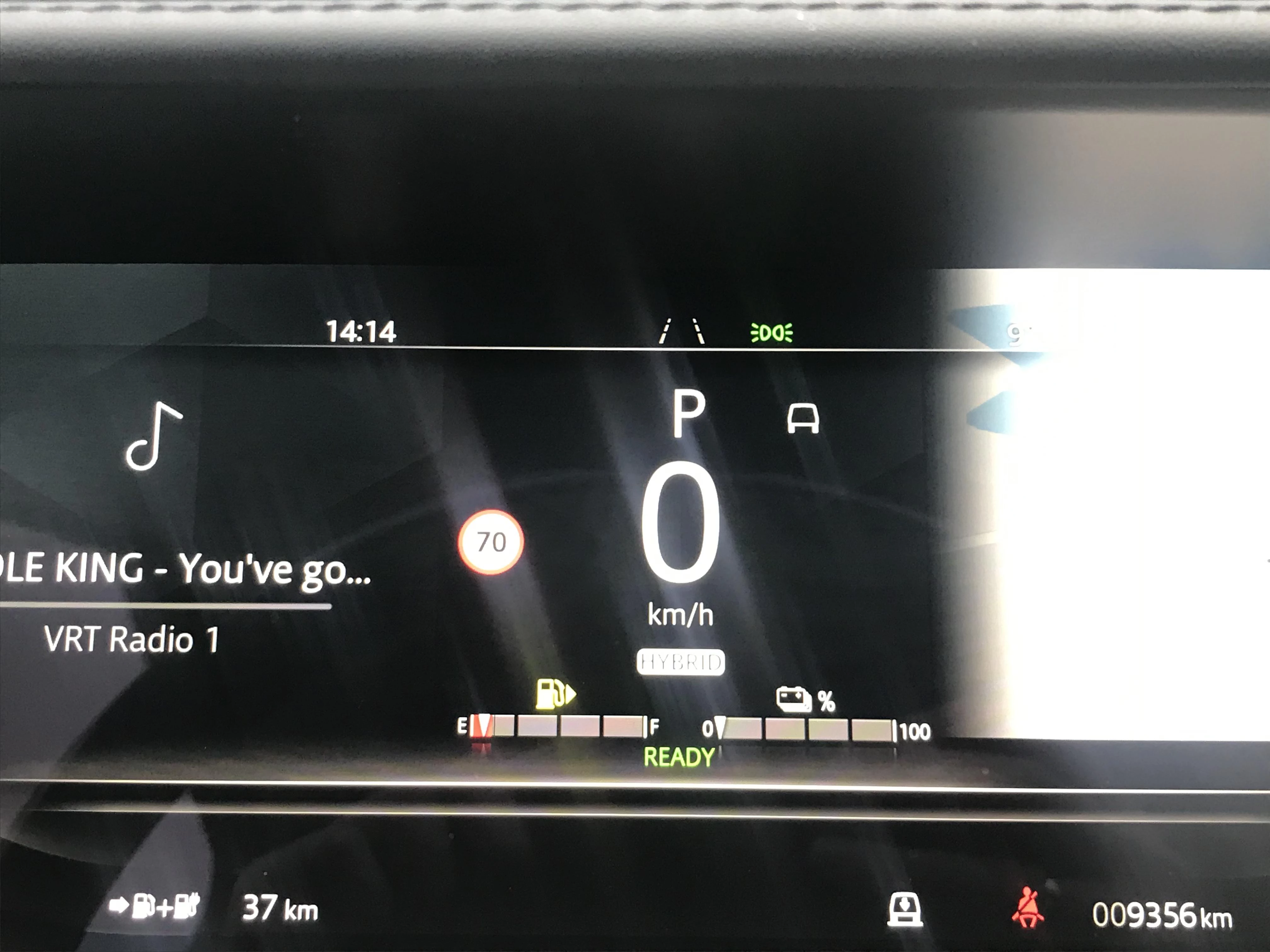 Land Rover-Range Rover-image-18