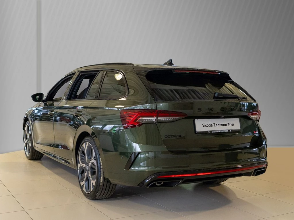 Škoda Octavia Combi 2,0 TSI DSG RS
