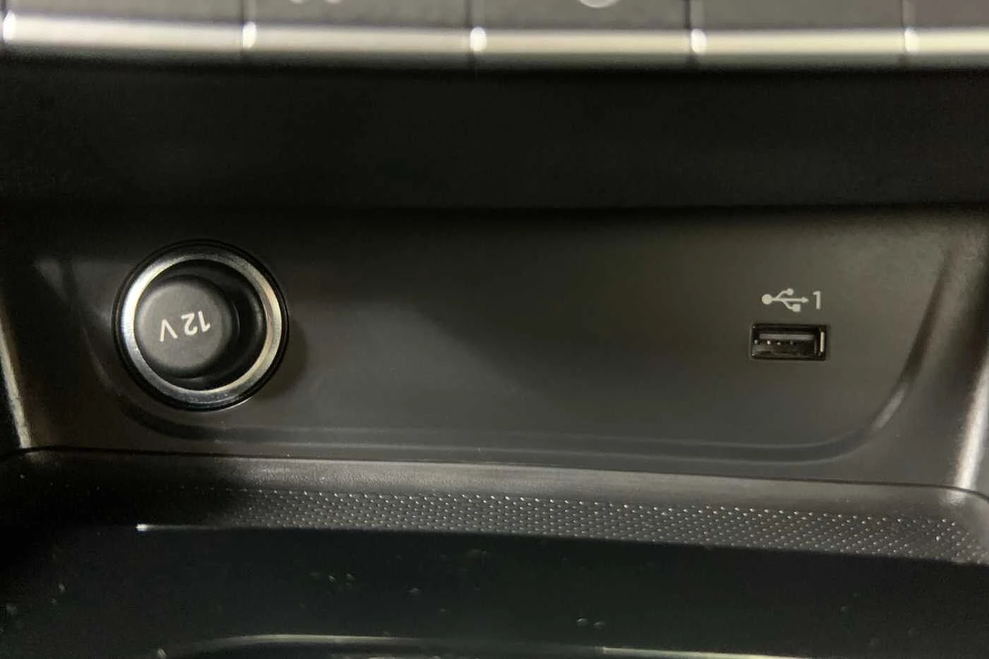 Audi-A4-image-23
