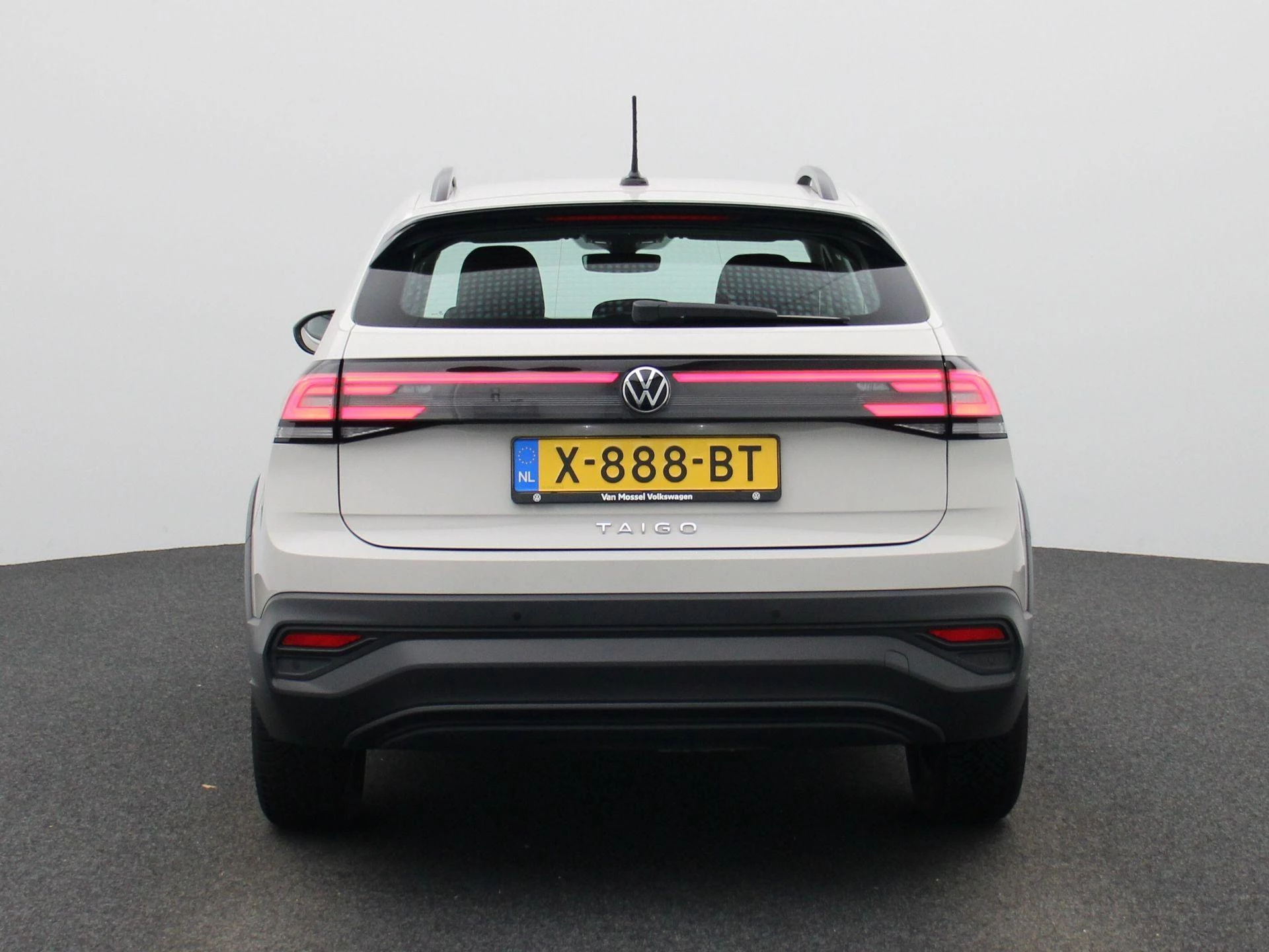 Volkswagen-Taigo-image-4