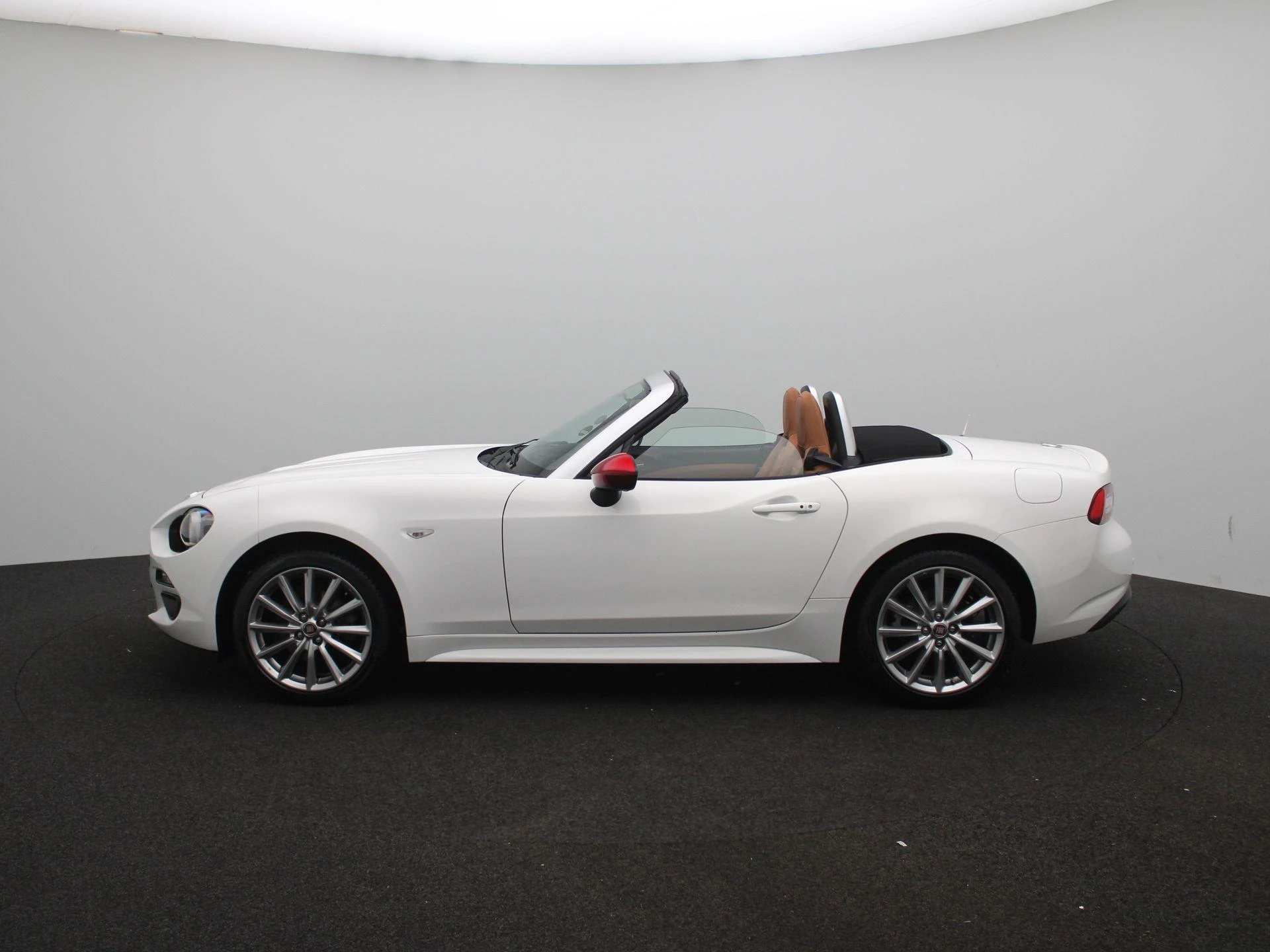 Fiat-124 Spider-image-6