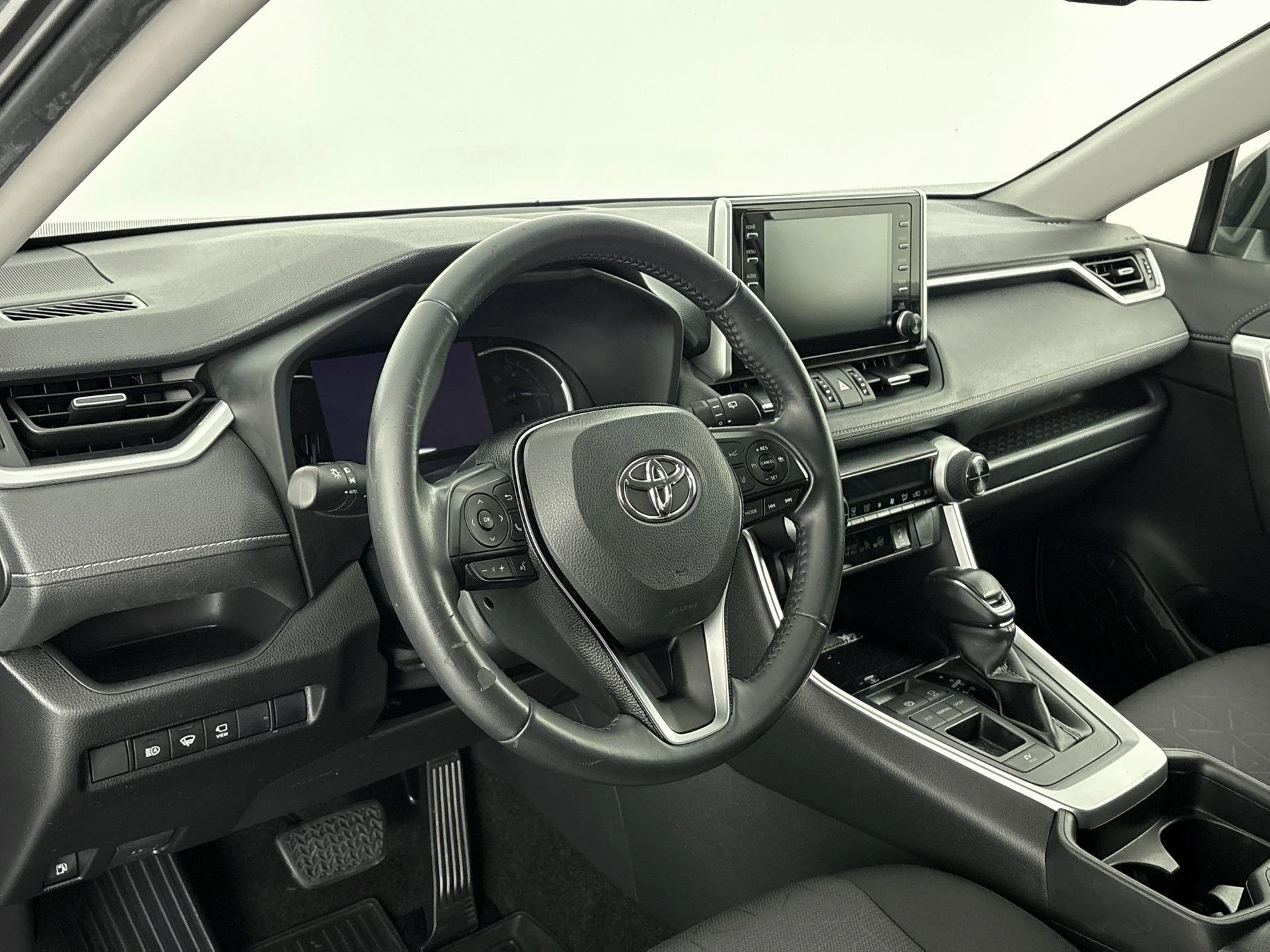 Toyota-RAV4-image-8