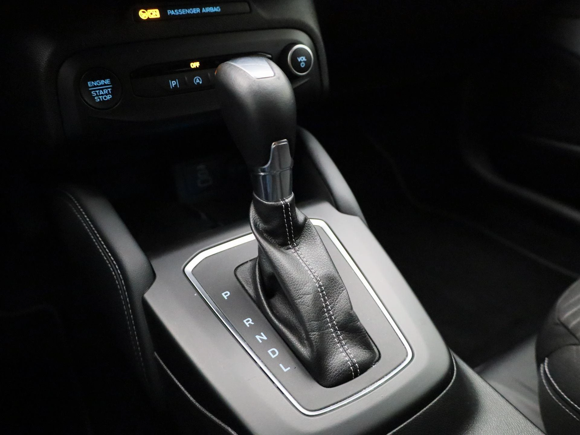 Ford Focus Wagon 1.0 EcoBoost Hybrid Titanium X