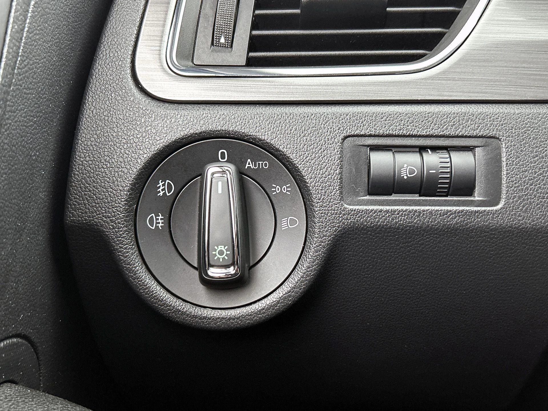 Škoda-Rapid-image-24