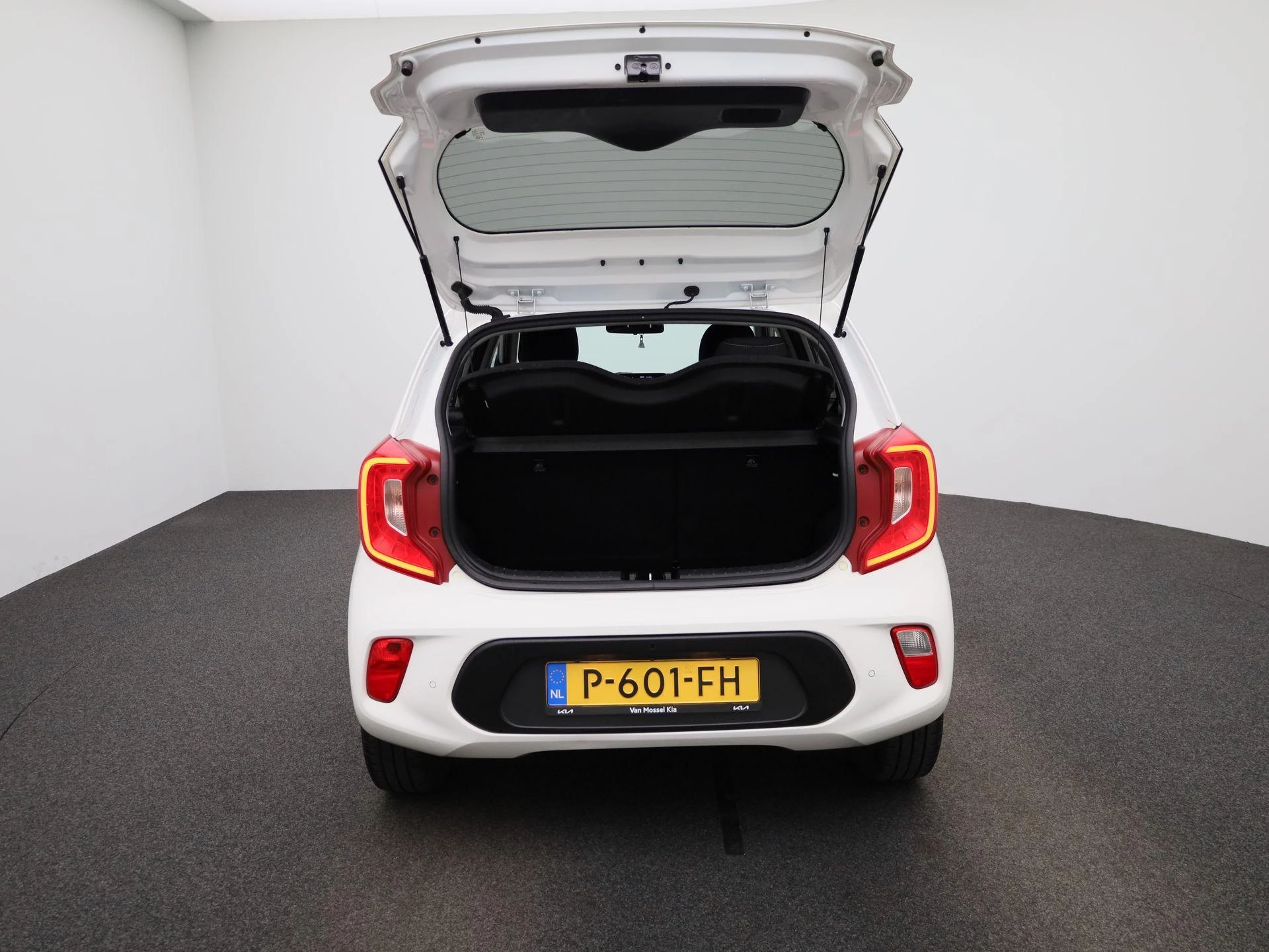 Kia-Picanto-image-12