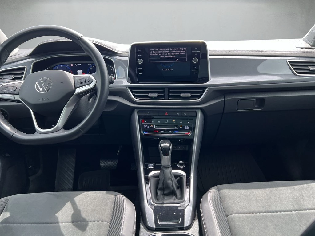 Volkswagen T-Roc 1.5 TSI DSG Style *Kamera*Pano*ACC*